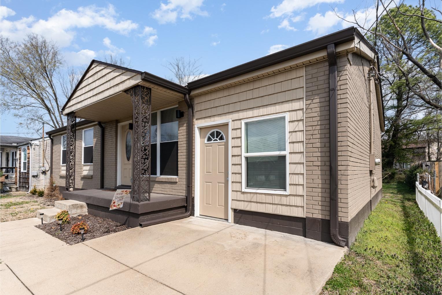 3208 Mayer Ln Property Photo