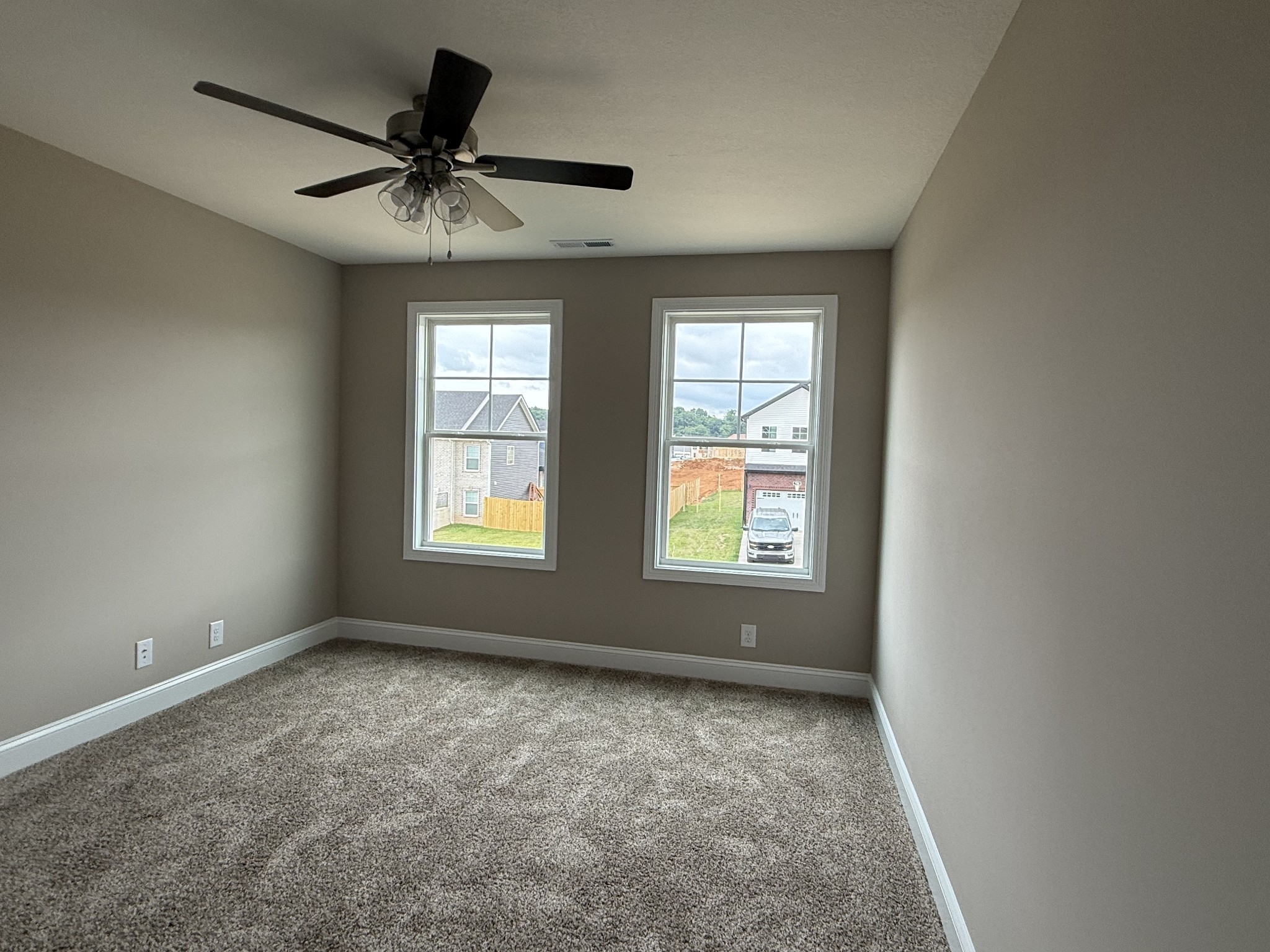 180 Cardinal Creek Property Photo 5