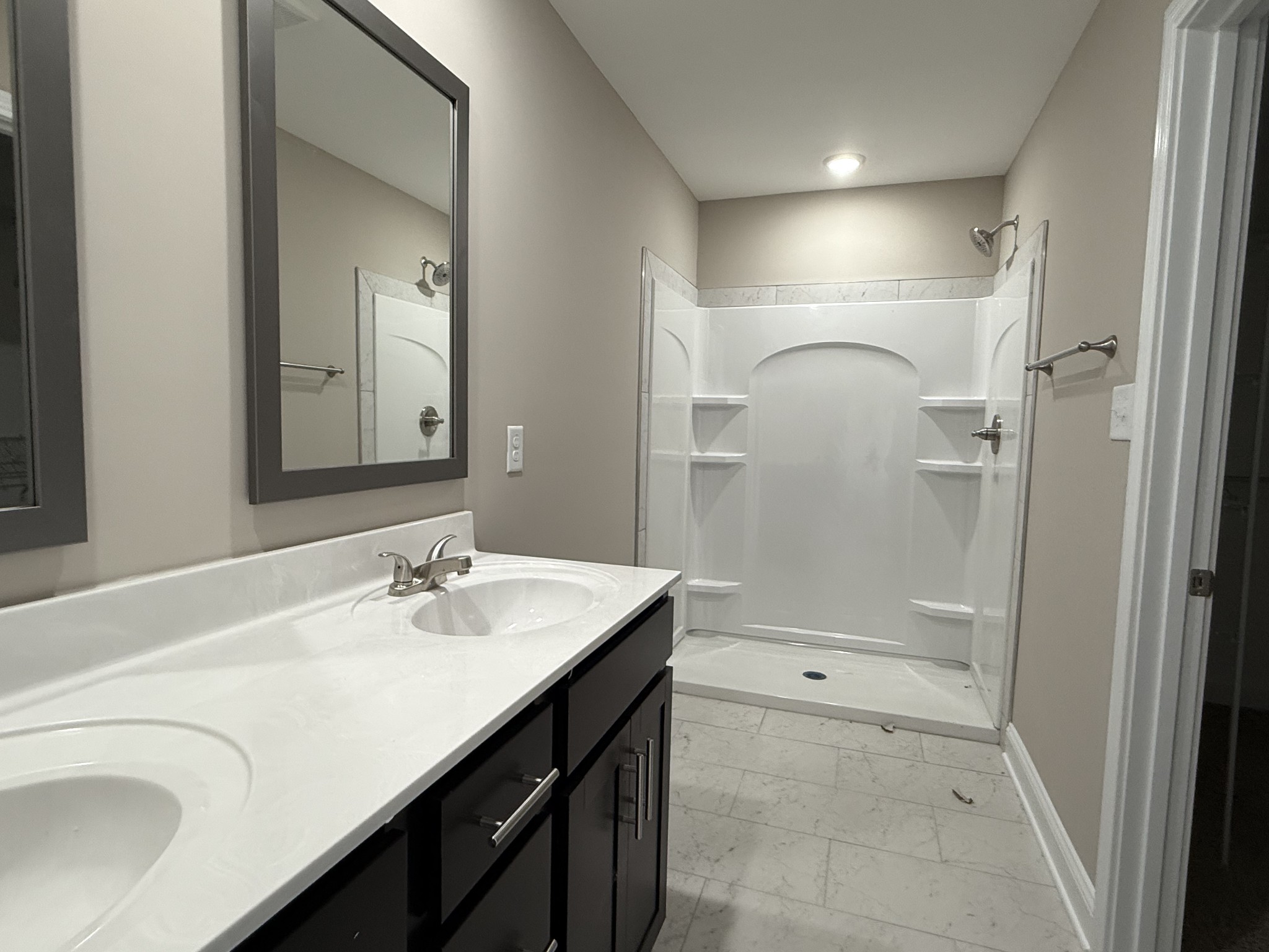 180 Cardinal Creek Property Photo 8