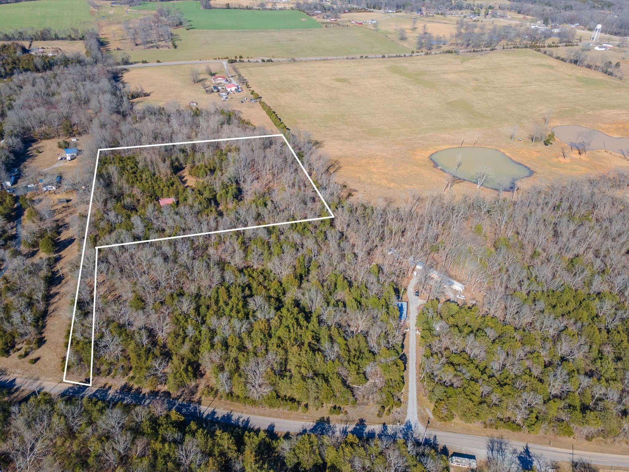 213 Scales Rd Property Photo 1