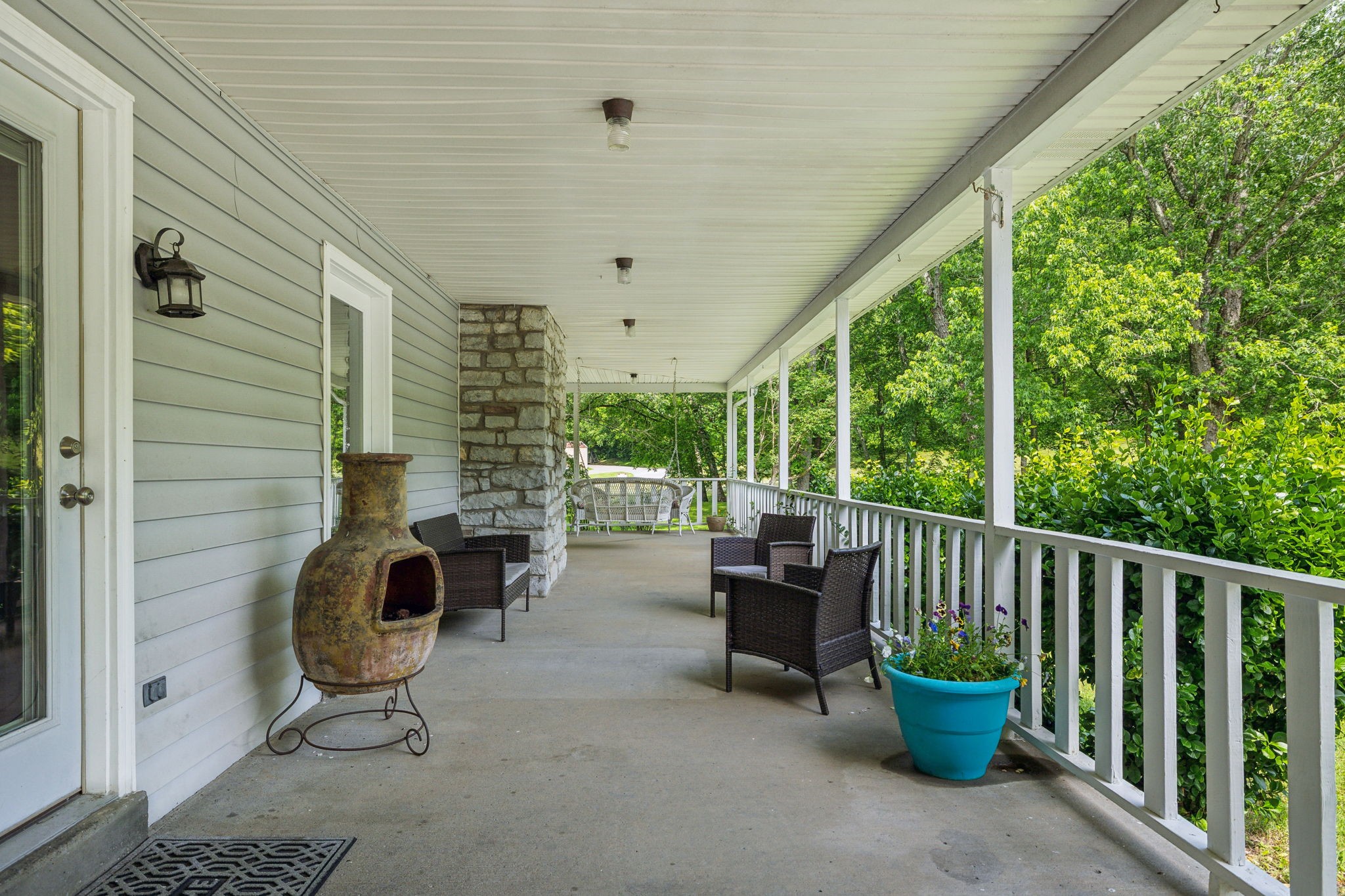 750 Vernon Rd Property Photo 4