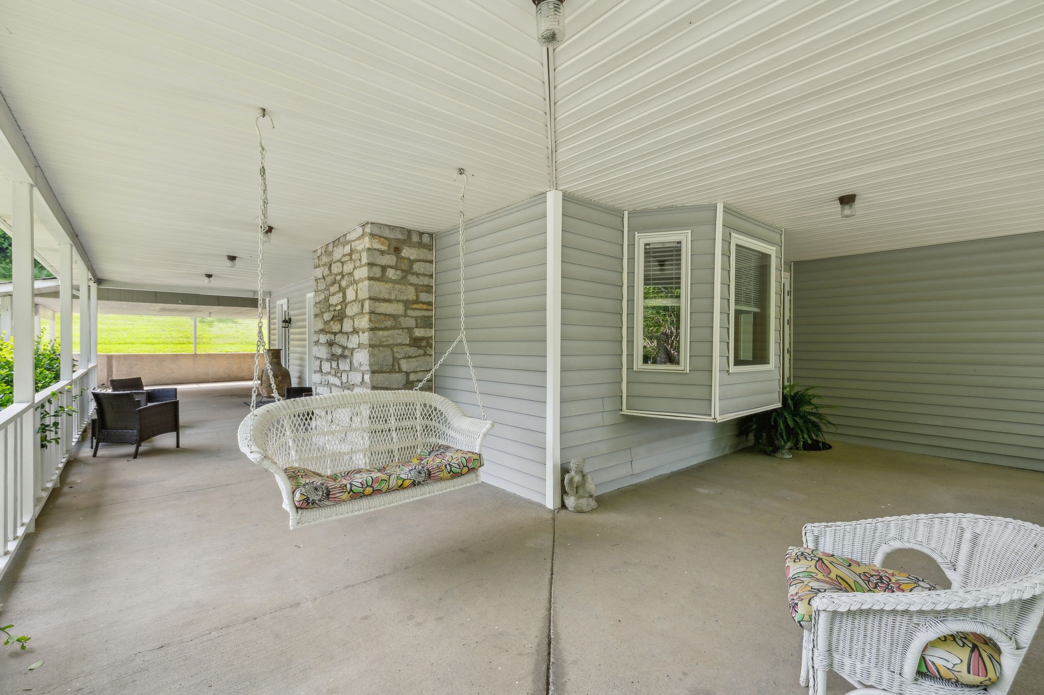 750 Vernon Rd Property Photo 6