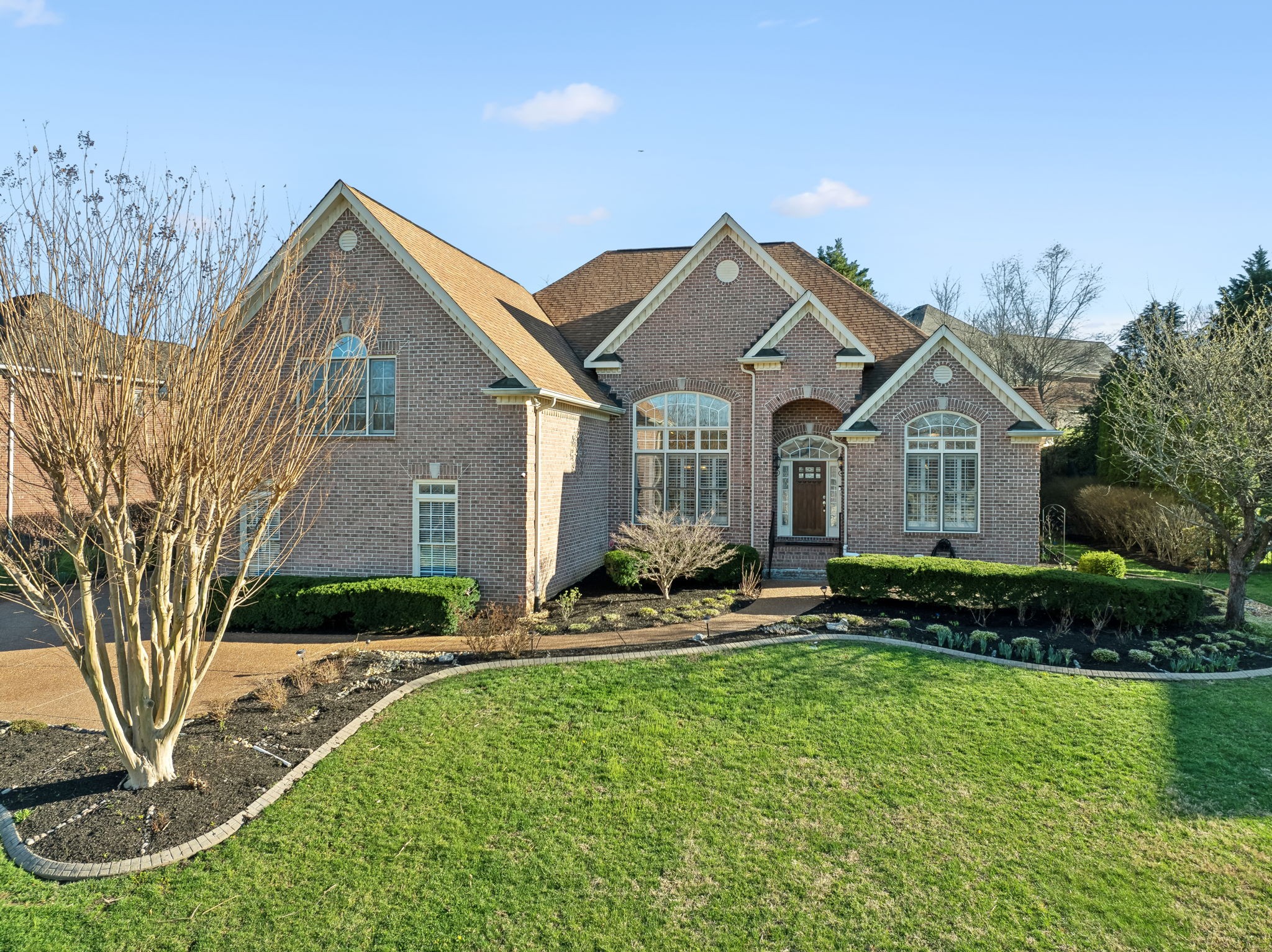 2119 Willowmet Dr Property Photo 1