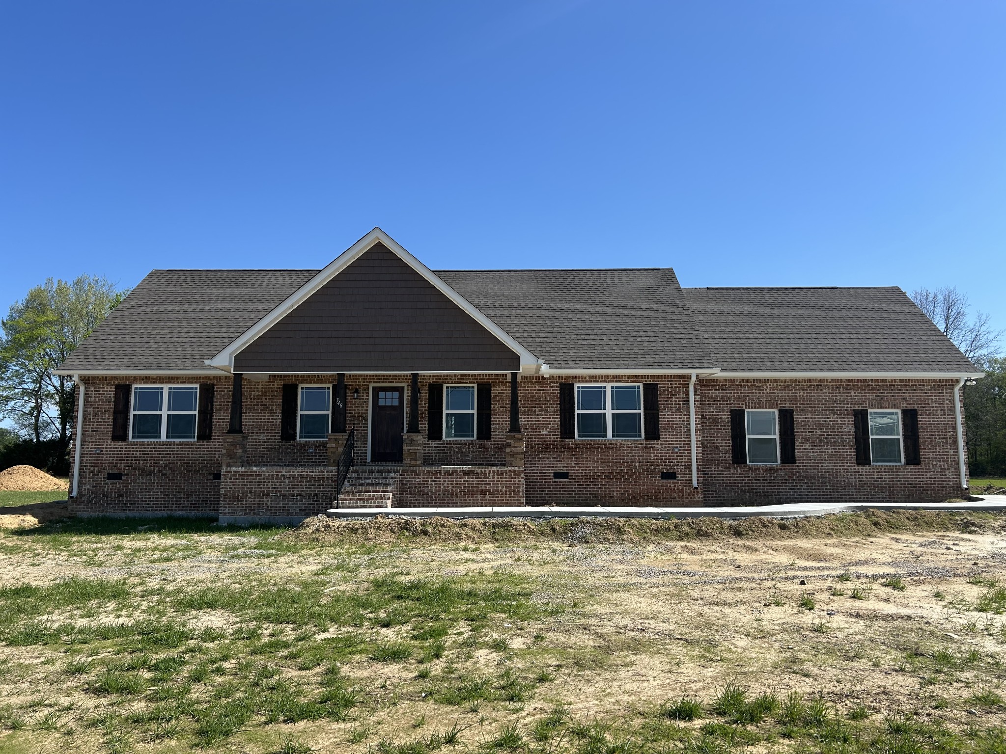 348 Randall Ln Property Photo