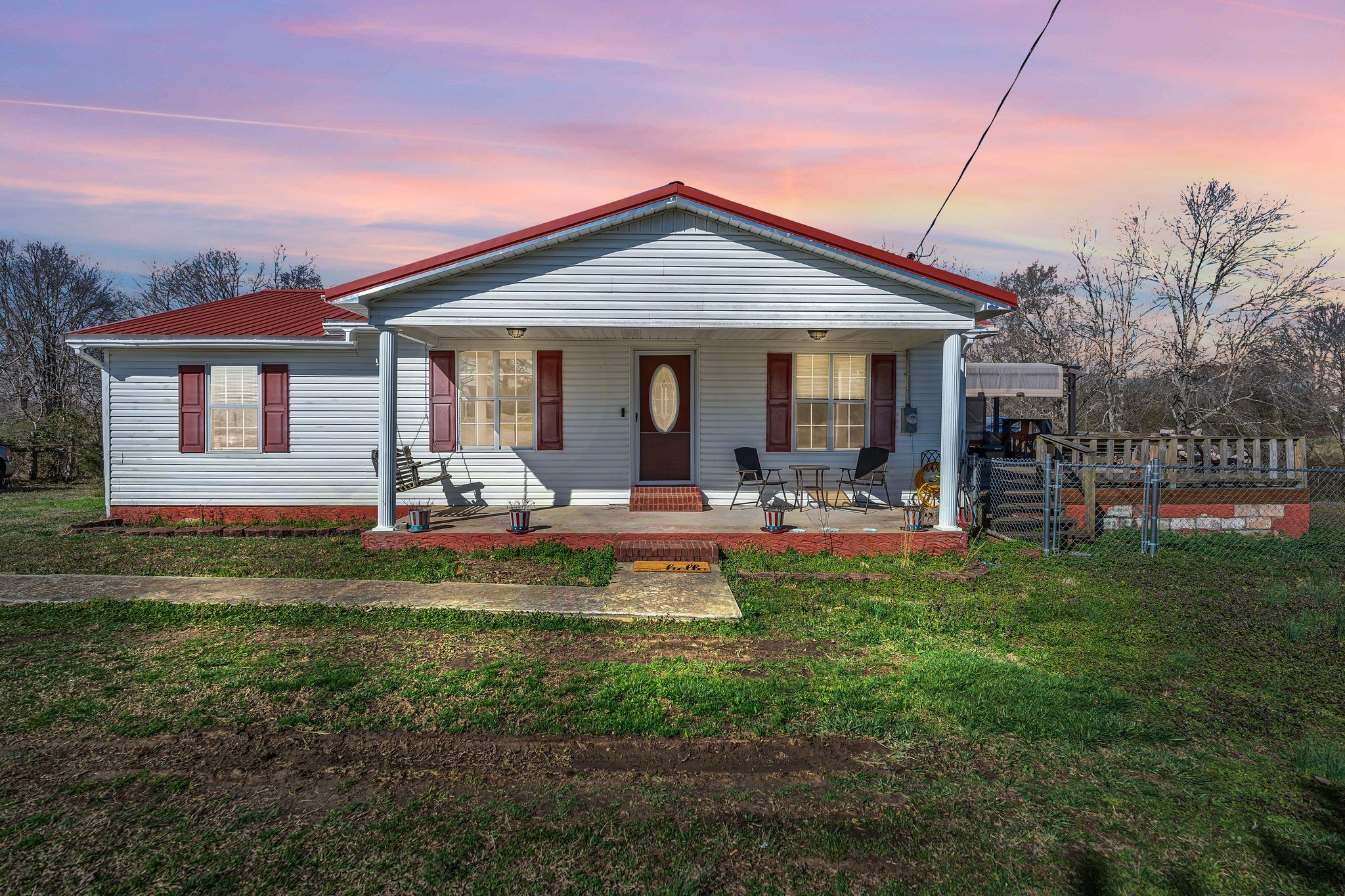 619 Revilo Rd Property Photo 3