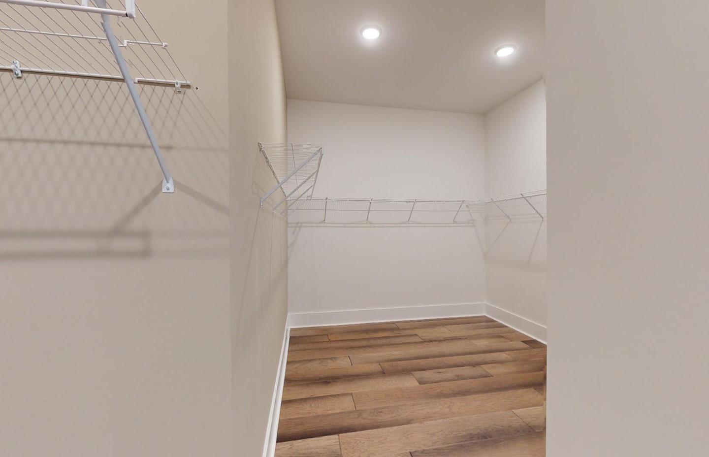 7297 Fiddlers Glen Dr Property Photo 18