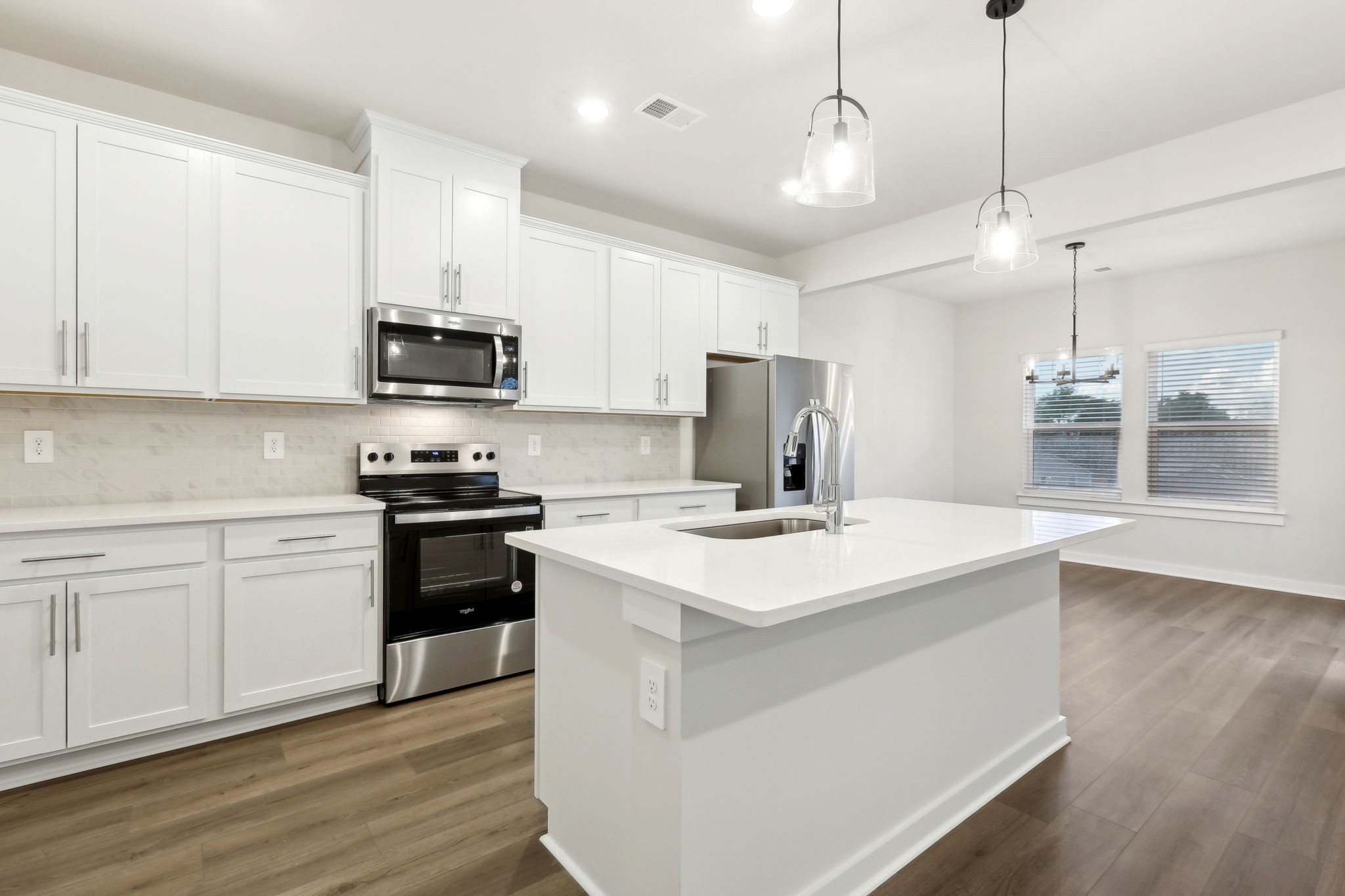 4228 Skyridge Dr Property Photo 10