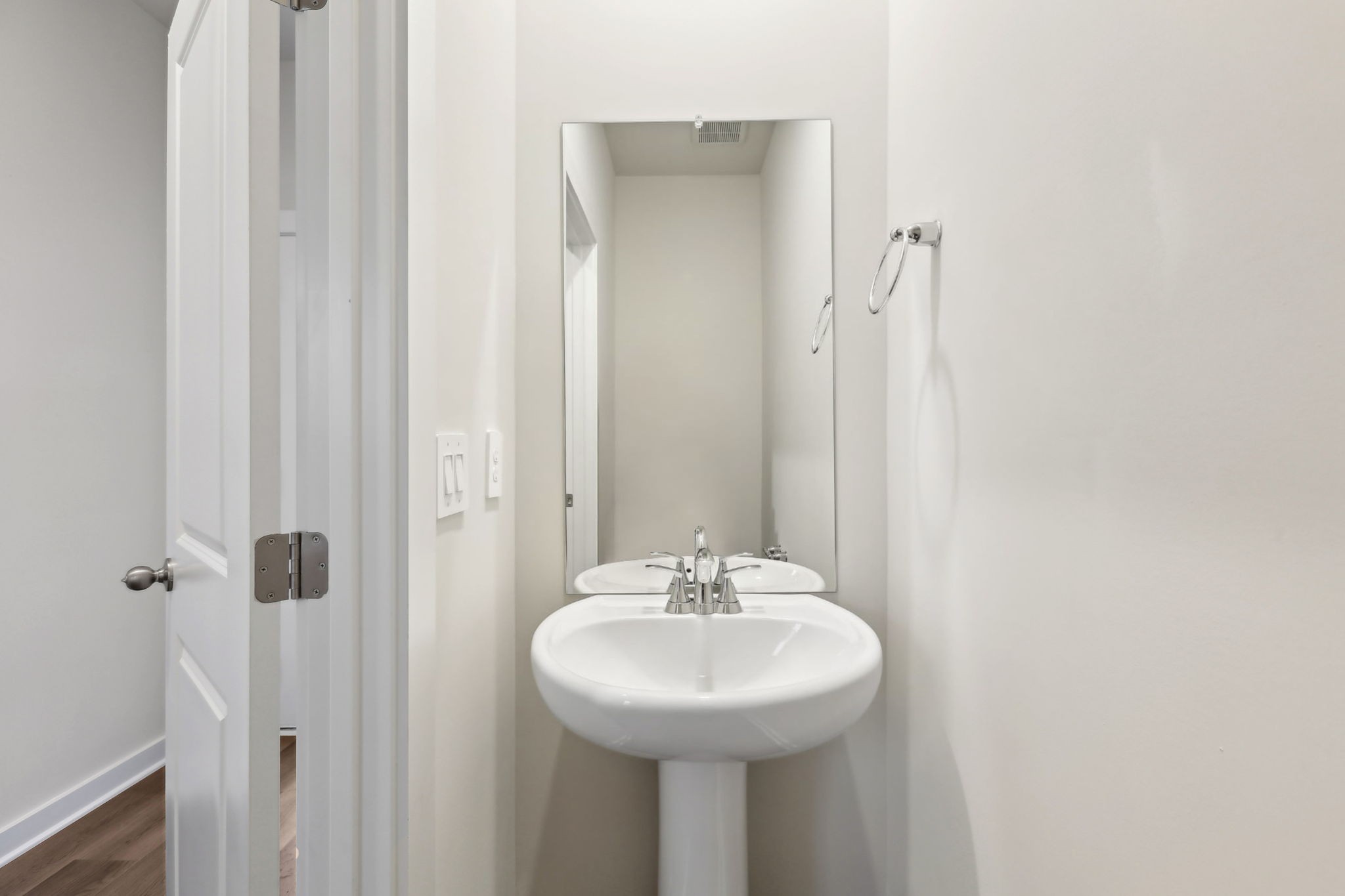 4228 Skyridge Dr Property Photo 24
