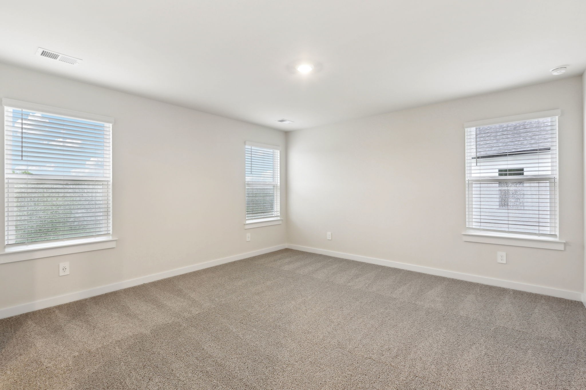 4228 Skyridge Dr Property Photo 29