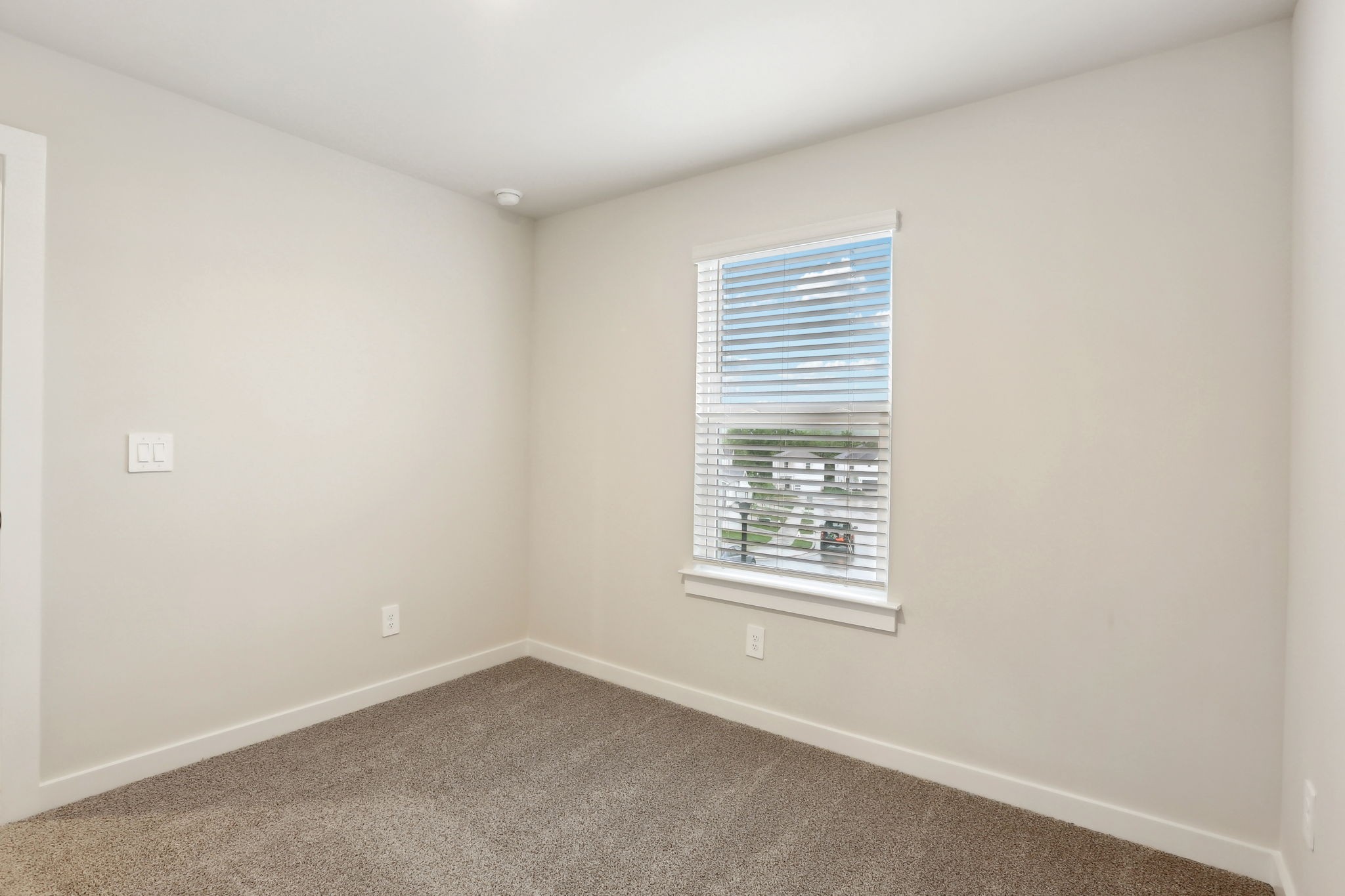 4228 Skyridge Dr Property Photo 44