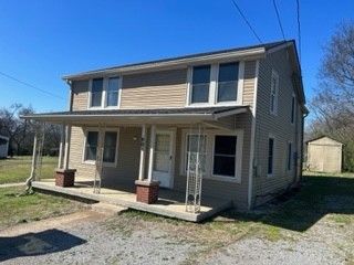 604 Center St Property Photo 1