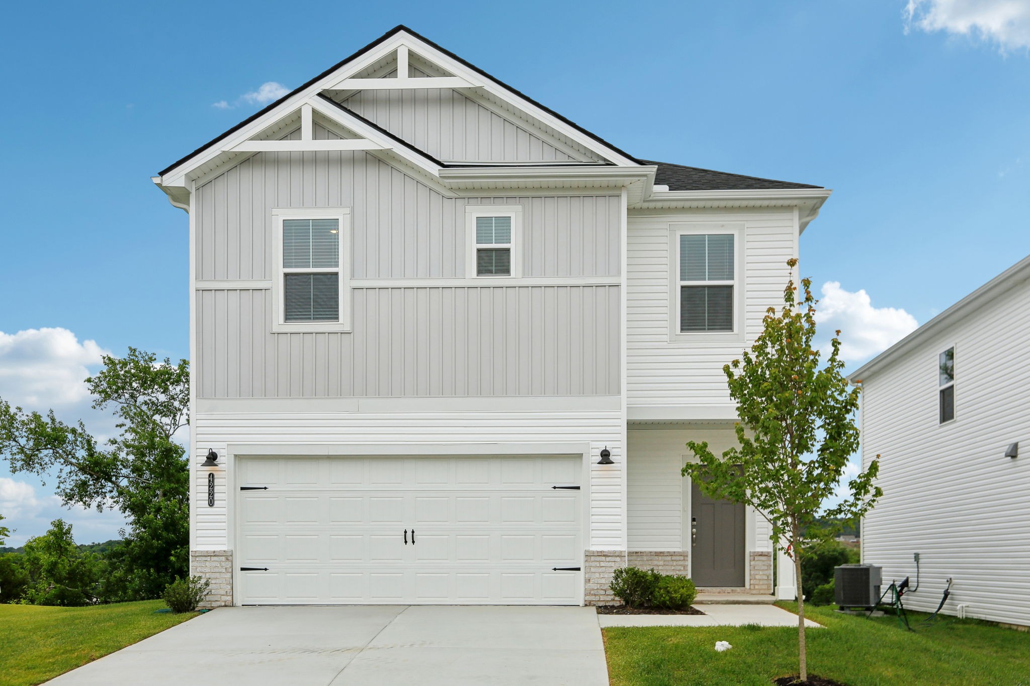 4220 Skyridge Dr Property Photo 1