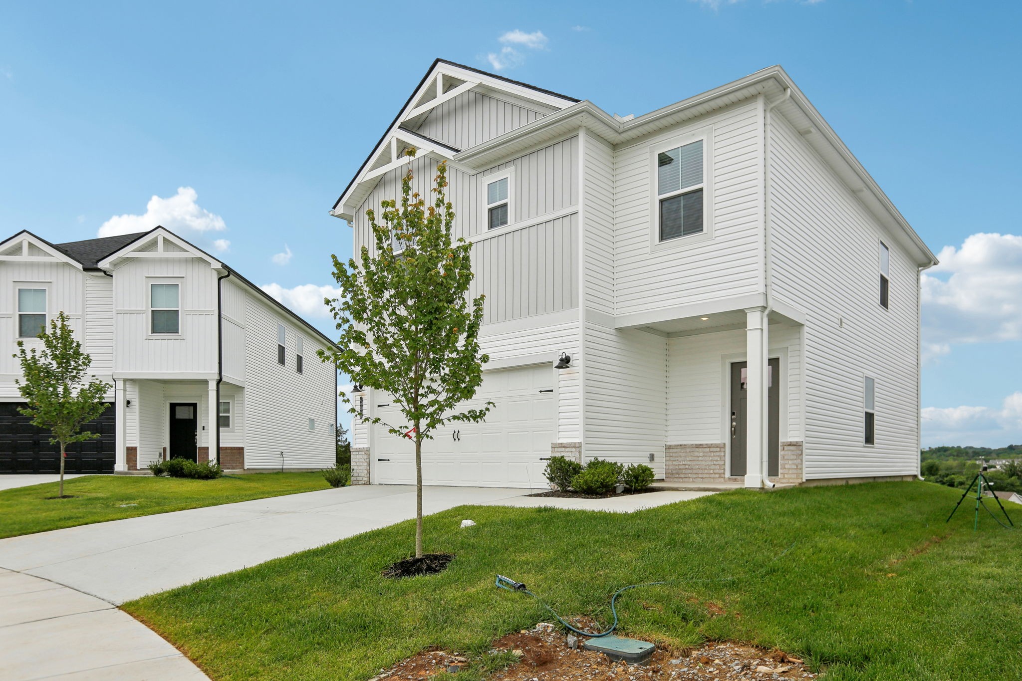 4220 Skyridge Dr Property Photo 3