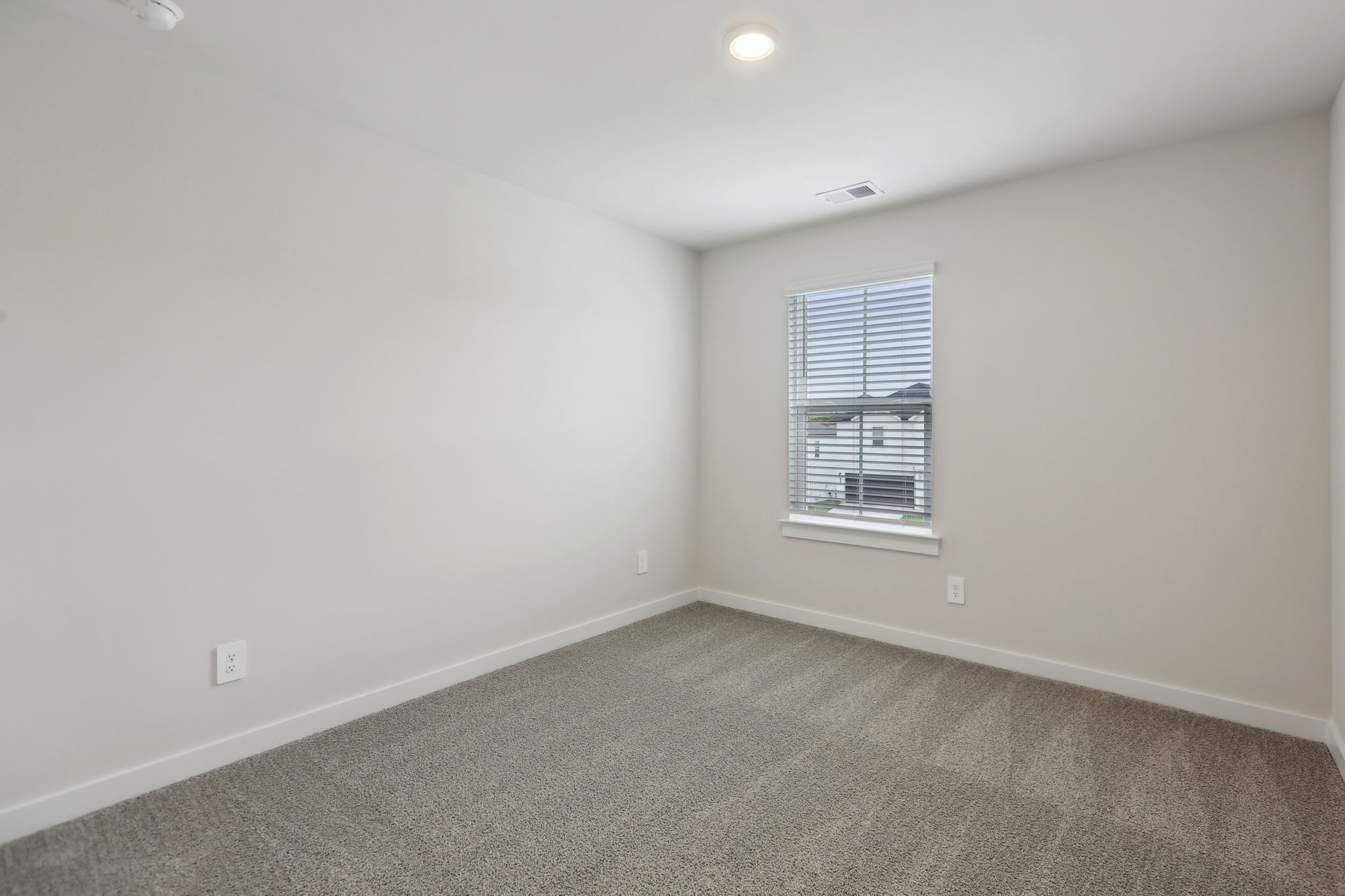4220 Skyridge Dr Property Photo 36