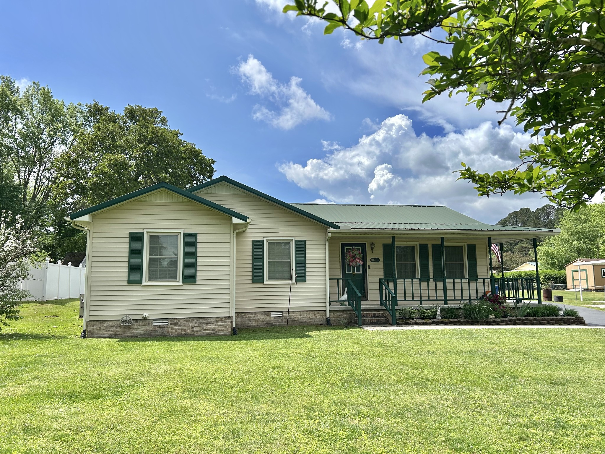 1306 Mcmahan St Property Photo 1