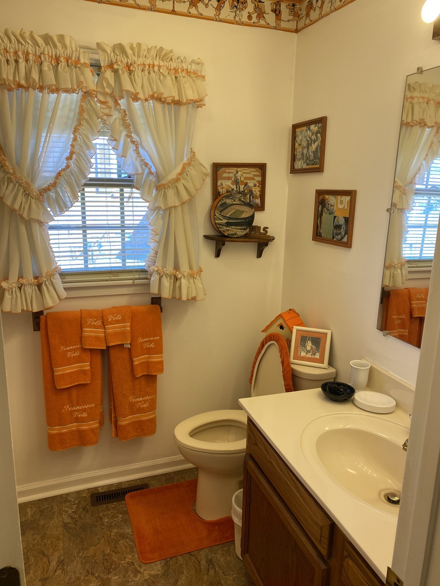 1306 Mcmahan St Property Photo 35
