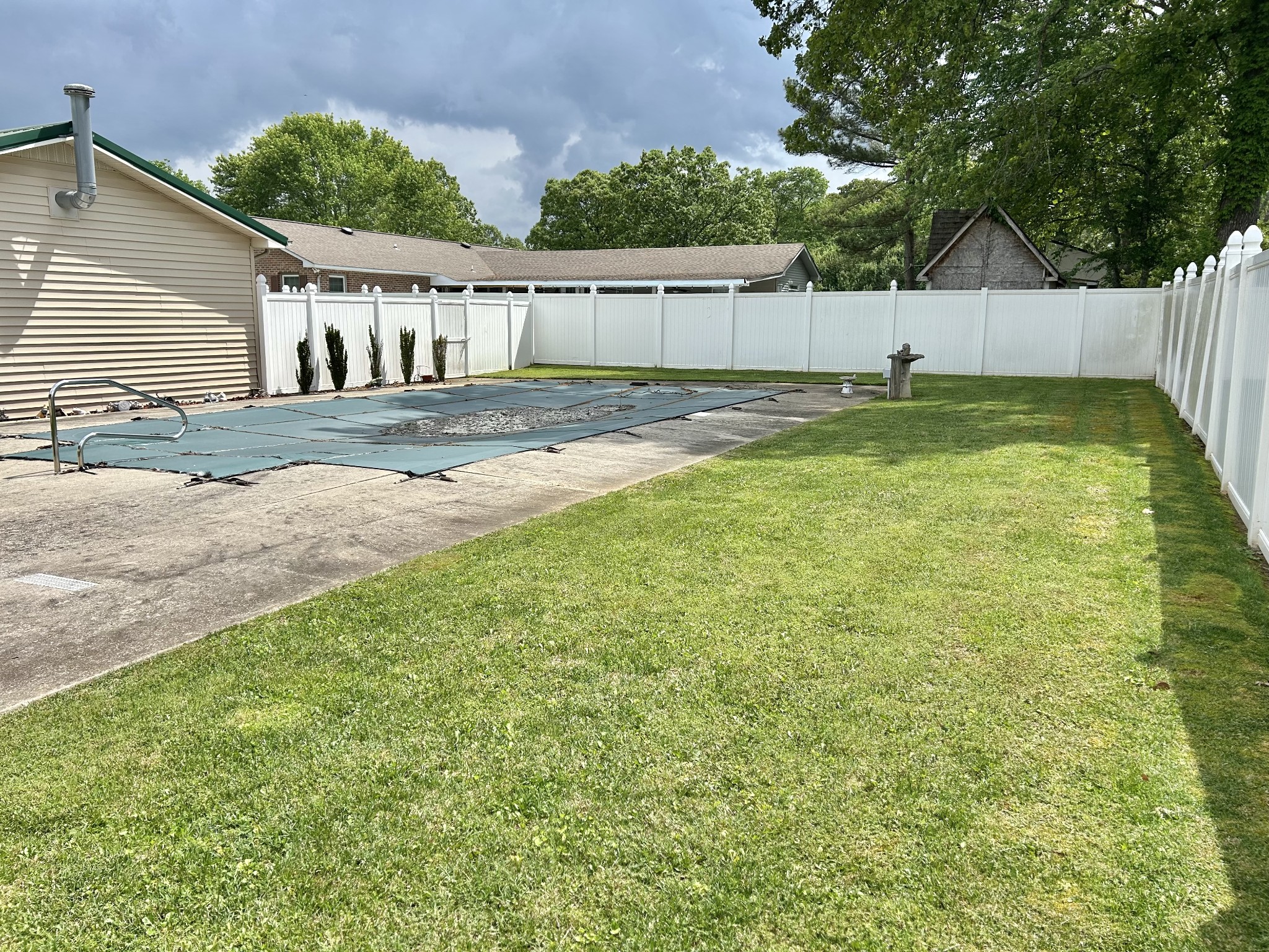 1306 Mcmahan St Property Photo 44