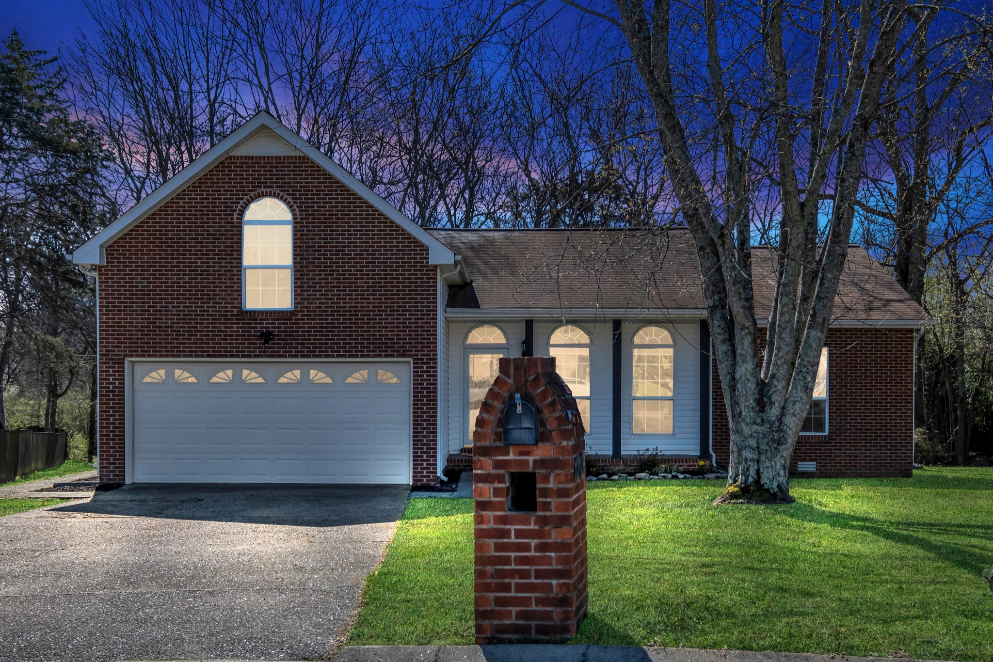 1213 Brockton Ct Property Photo 1