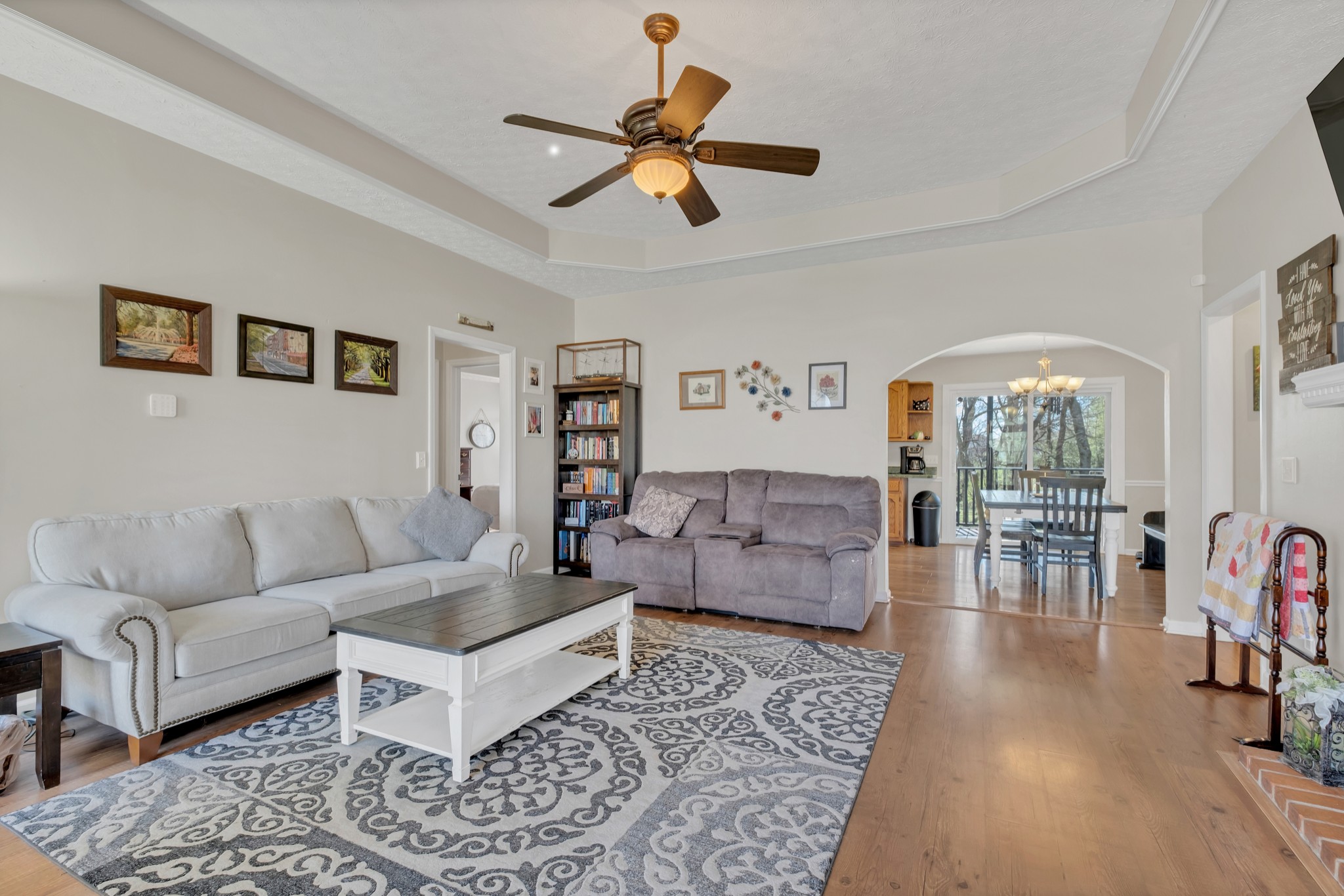 1213 Brockton Ct Property Photo 8