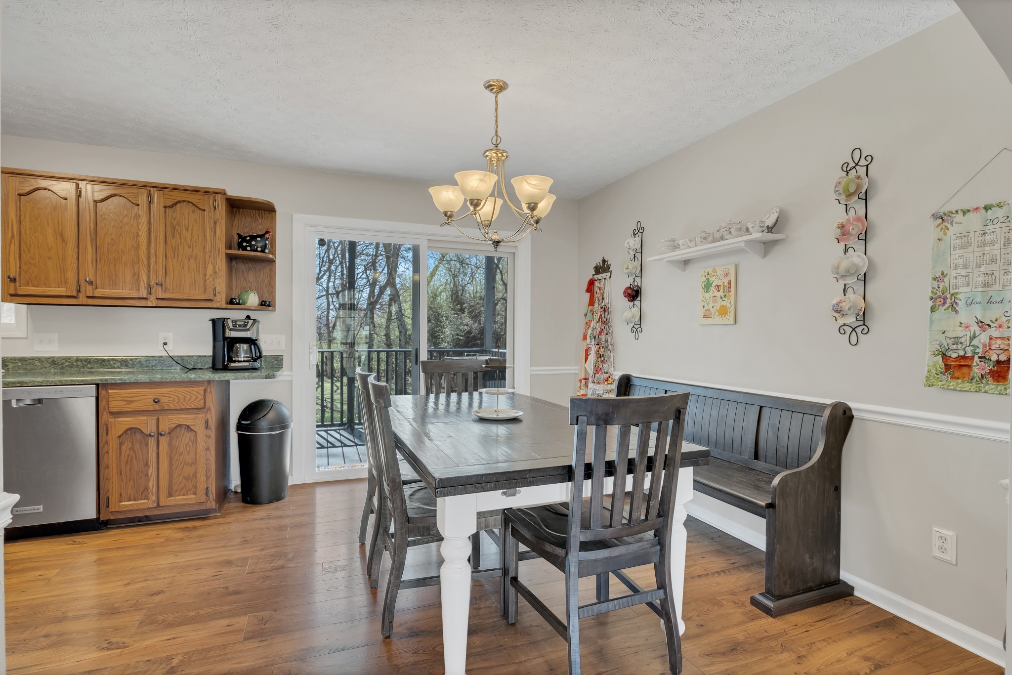 1213 Brockton Ct Property Photo 11