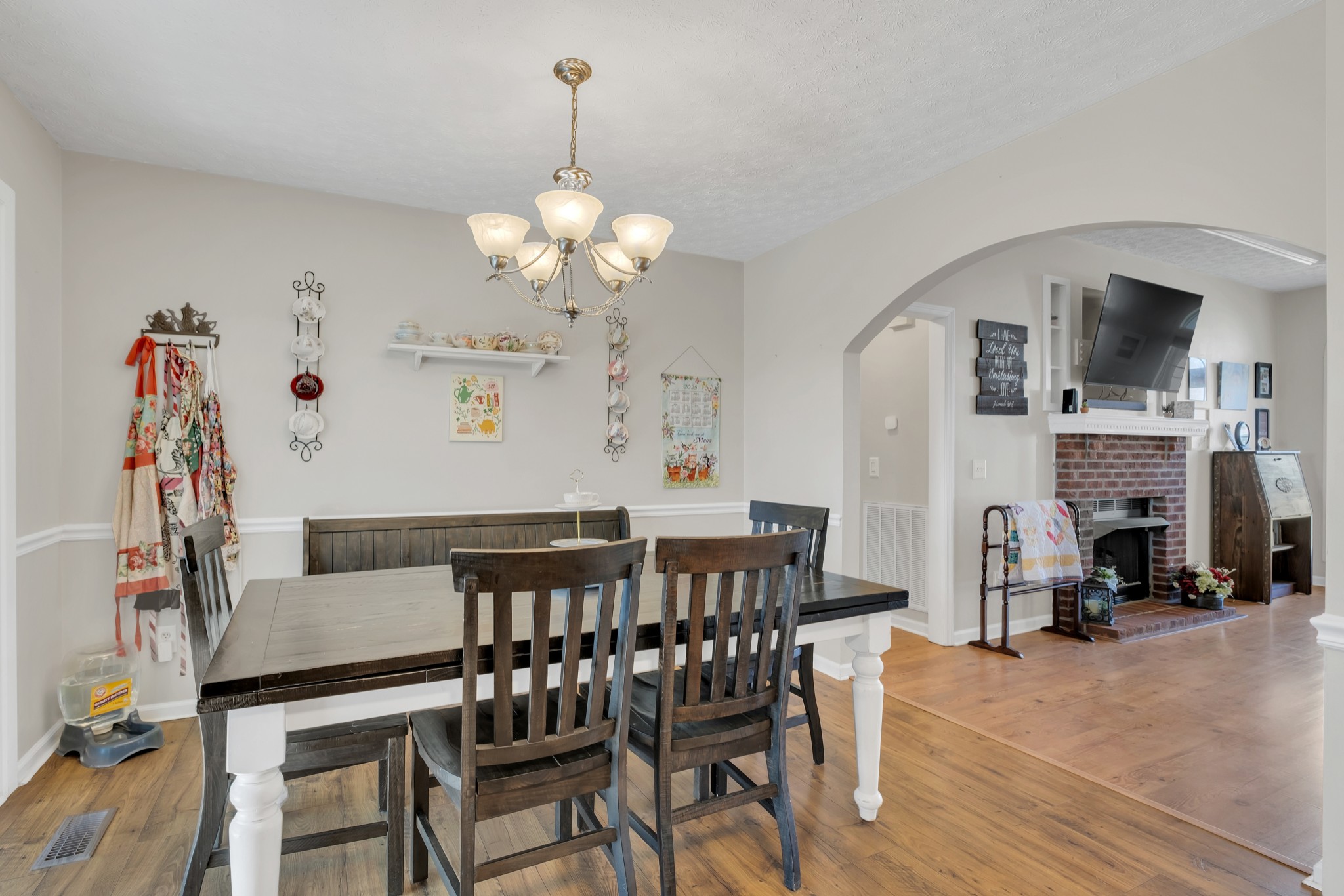 1213 Brockton Ct Property Photo 12