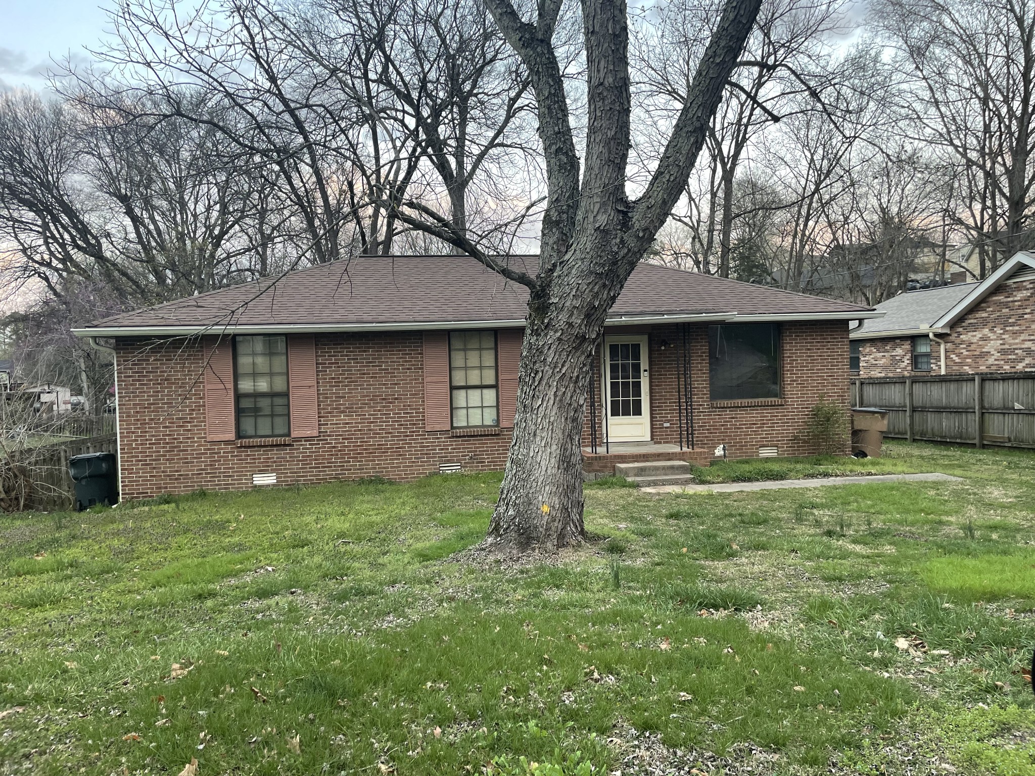 4904 Algonquin Trl Property Photo 1