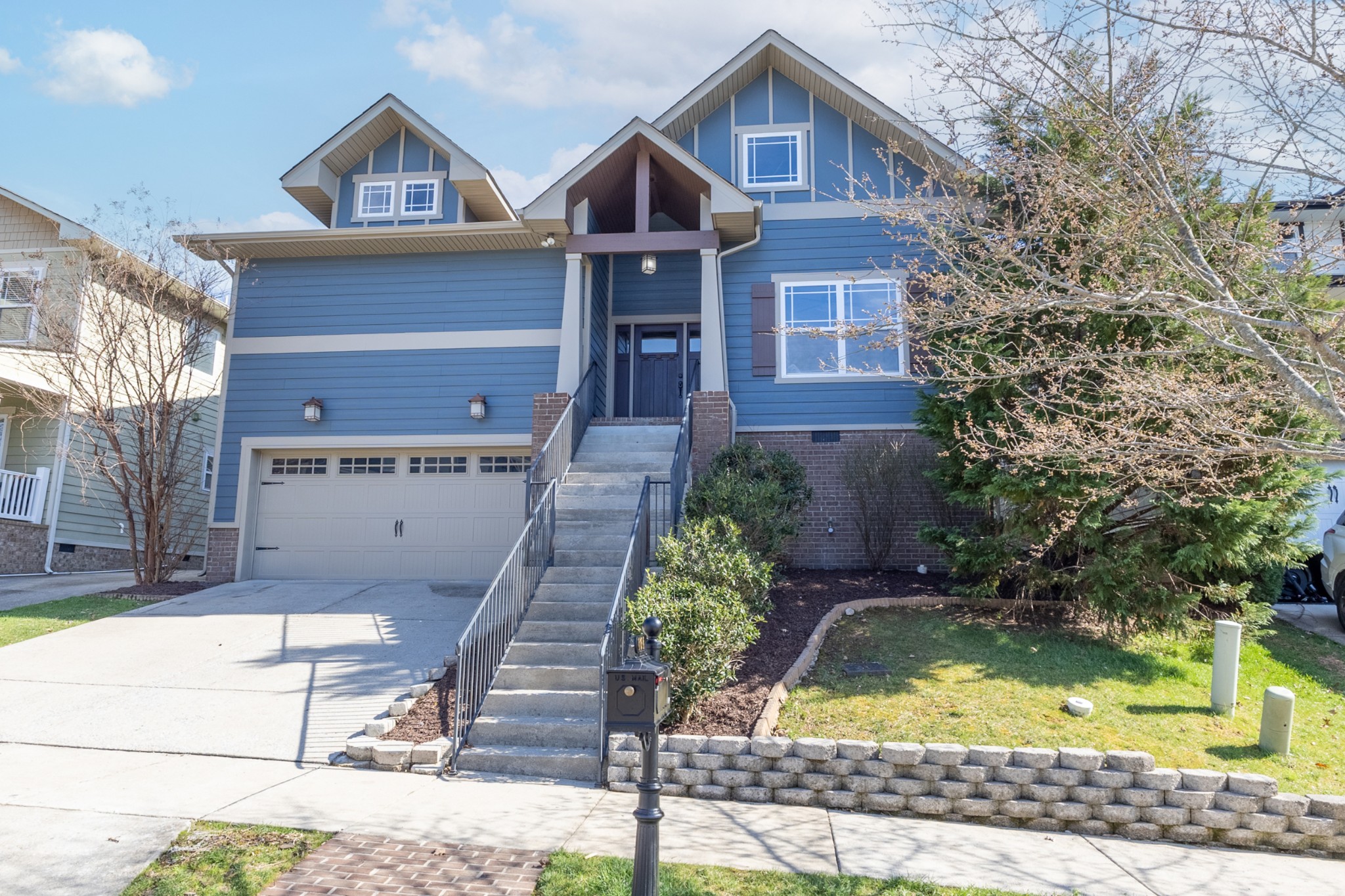 464 Highpoint Ter Property Photo 1