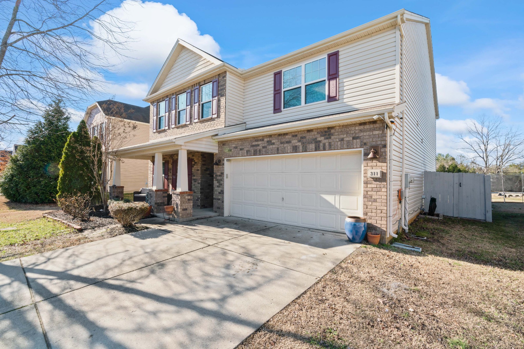 311 Owl Dr Property Photo 1