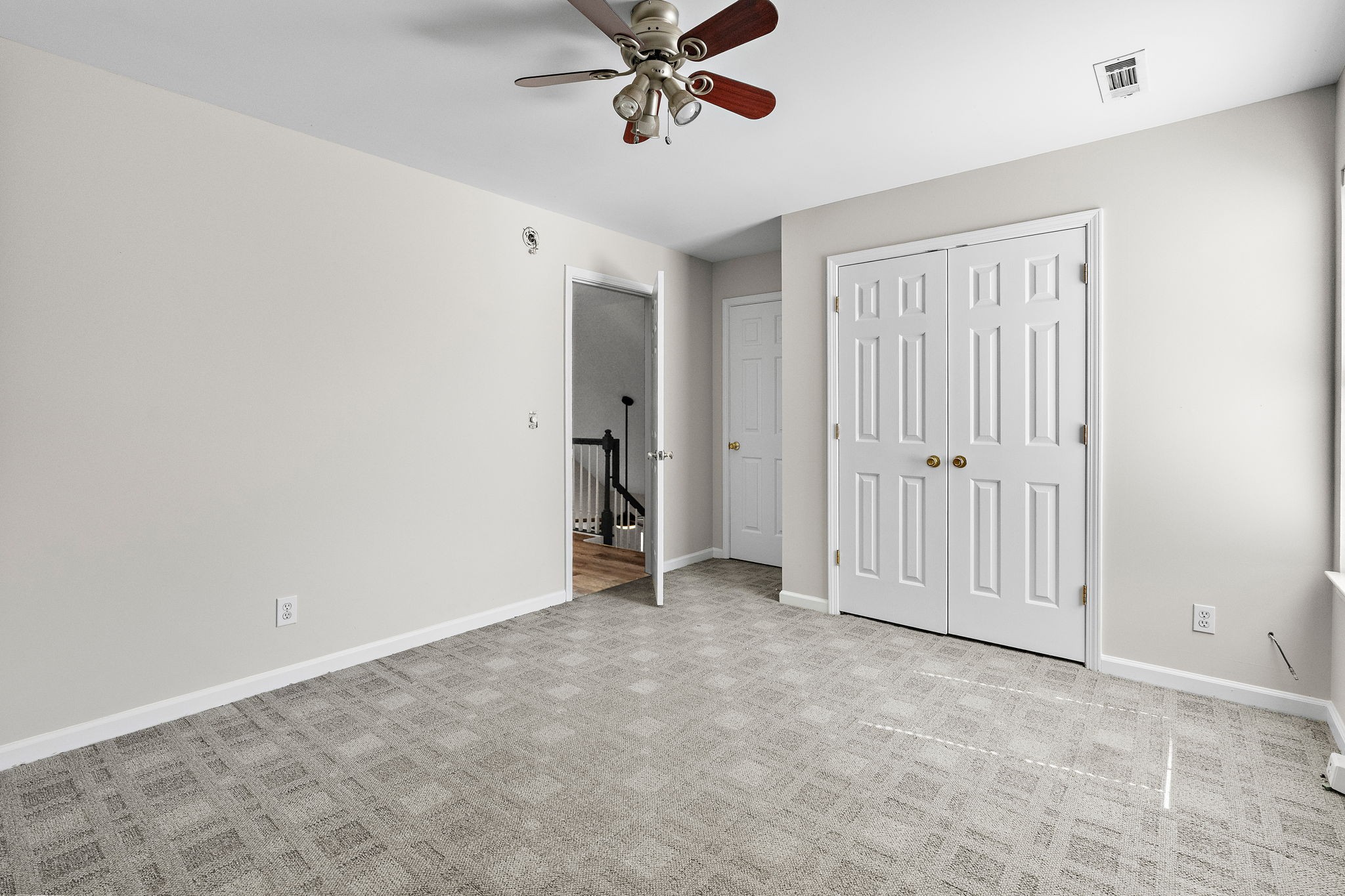900 Dove Ridge Cir Property Photo 20