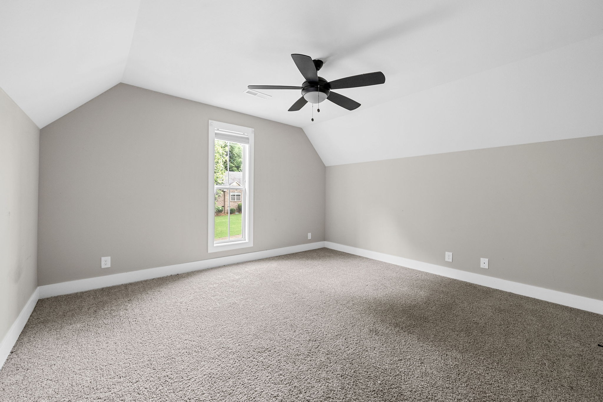 646 Appomattox Ct Property Photo 24