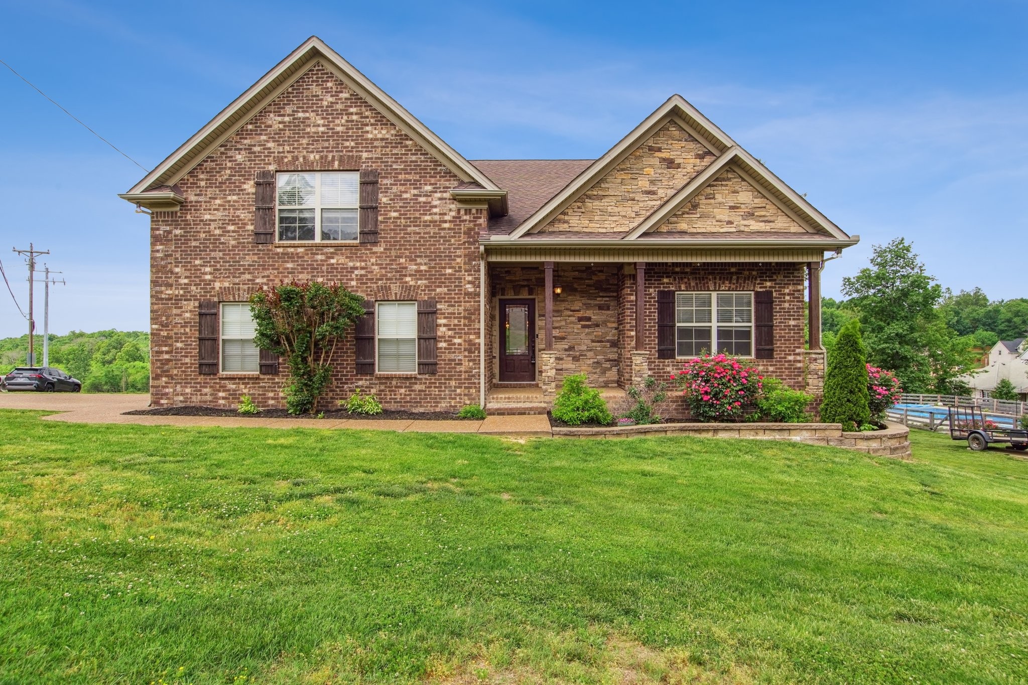 500 Archwood Vly Property Photo 1