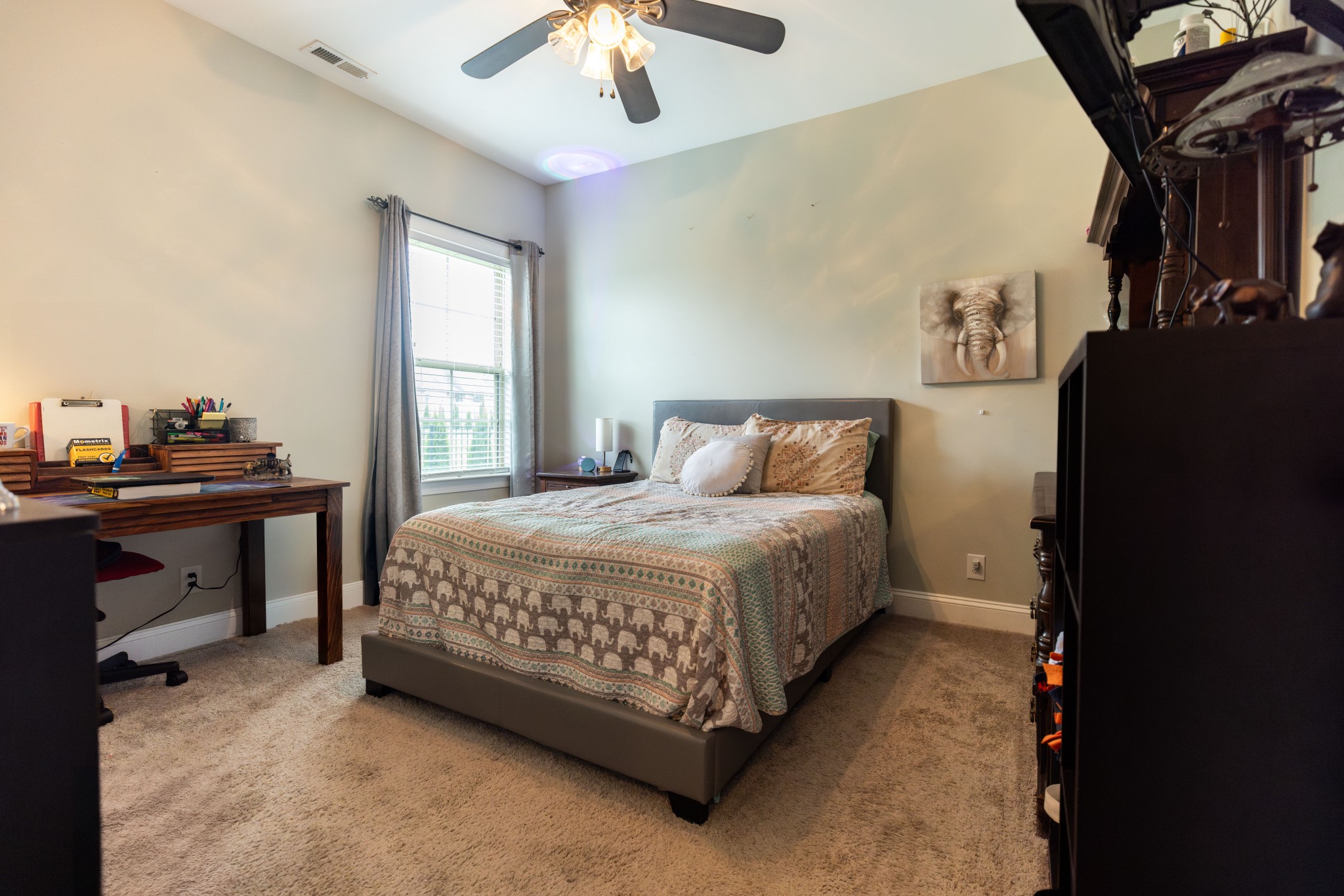 2250 London Ln Property Photo 14