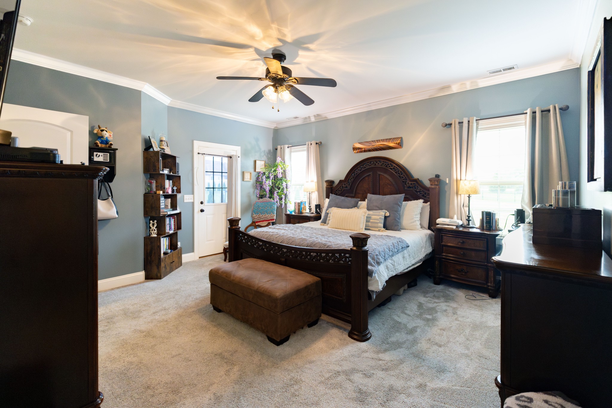 2250 London Ln Property Photo 15