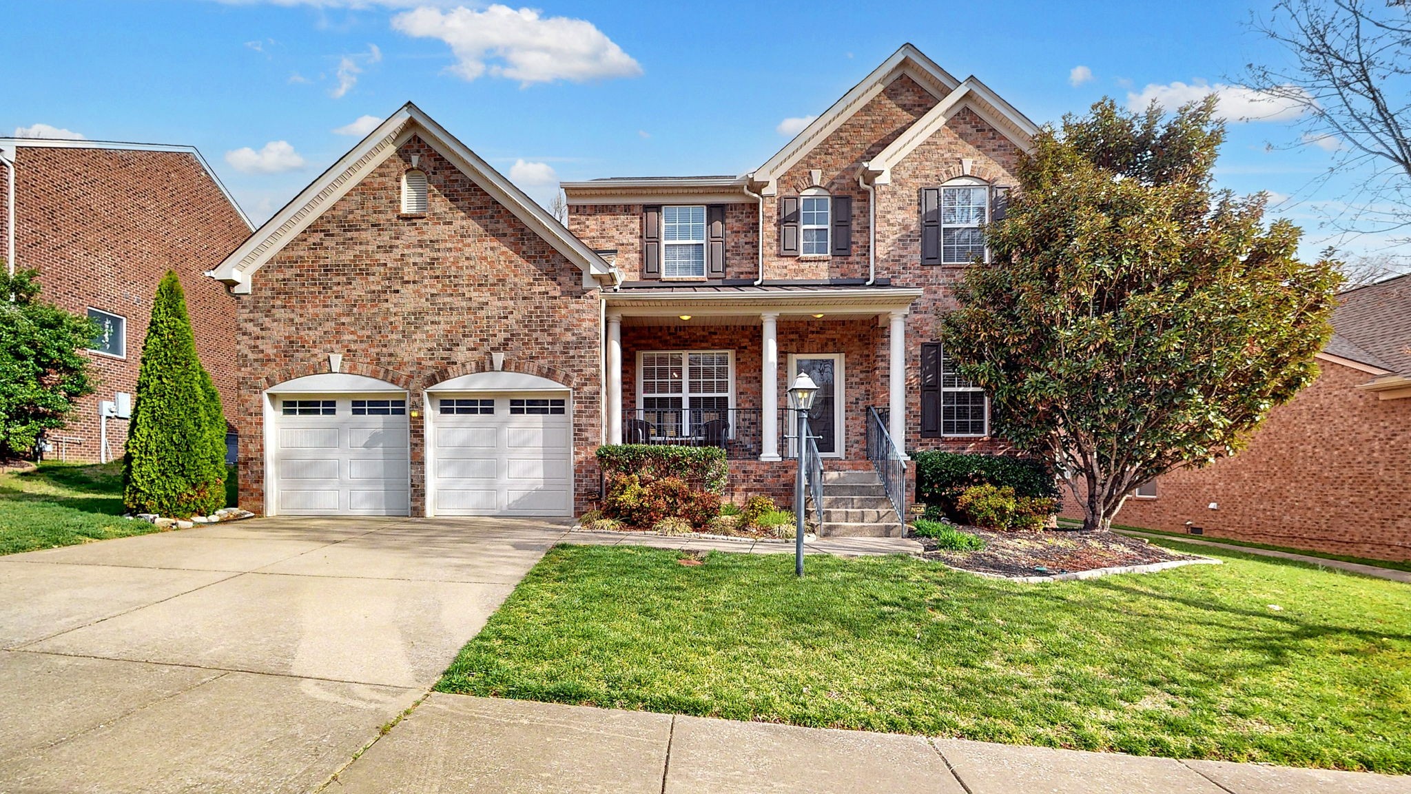 332 Landings Way Property Photo 1