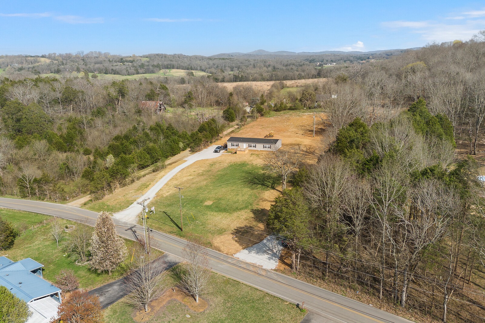 1389a Beasleys Bend Road Property Photo 1