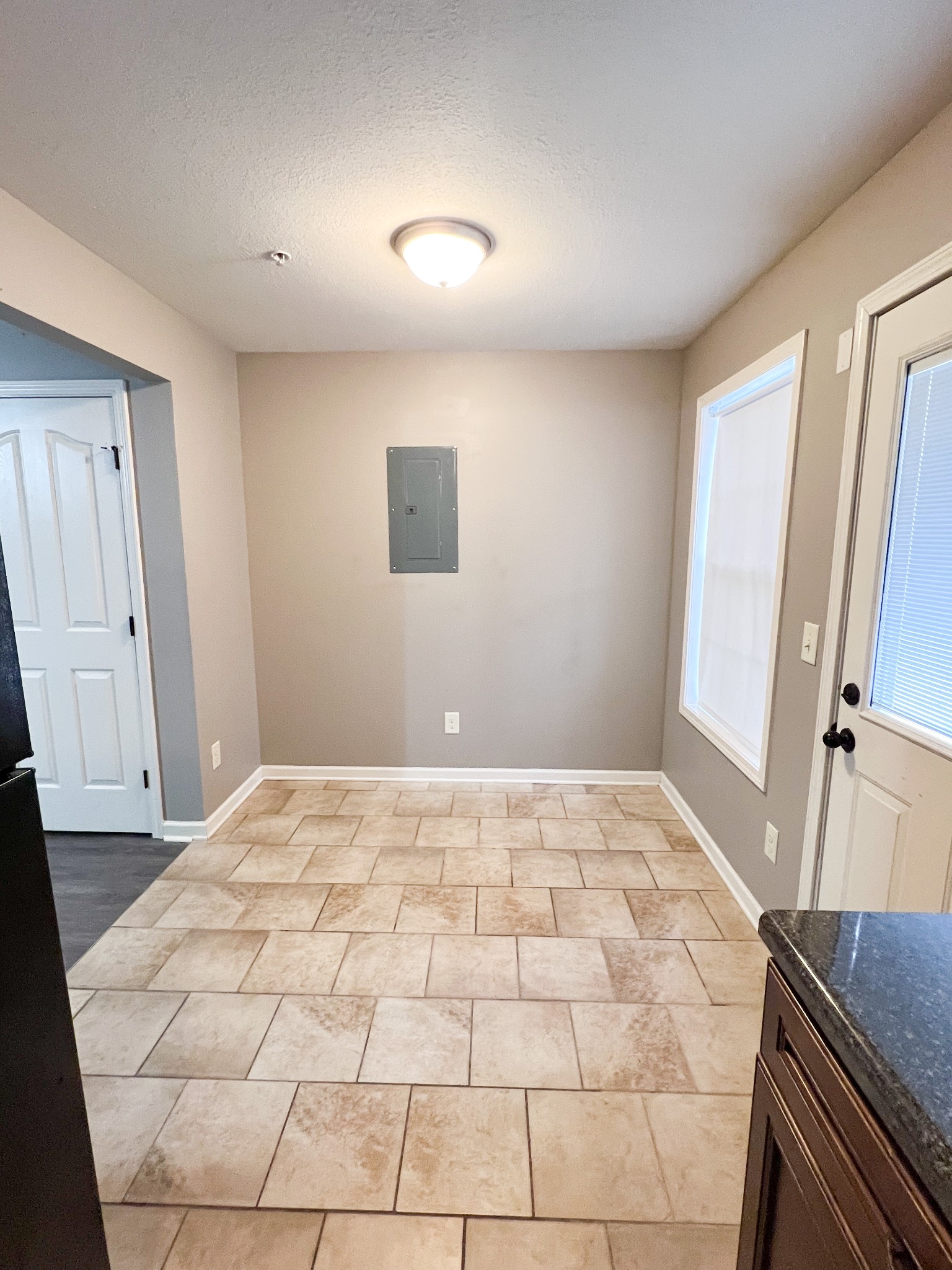 306 Rowand Ct Property Photo 7