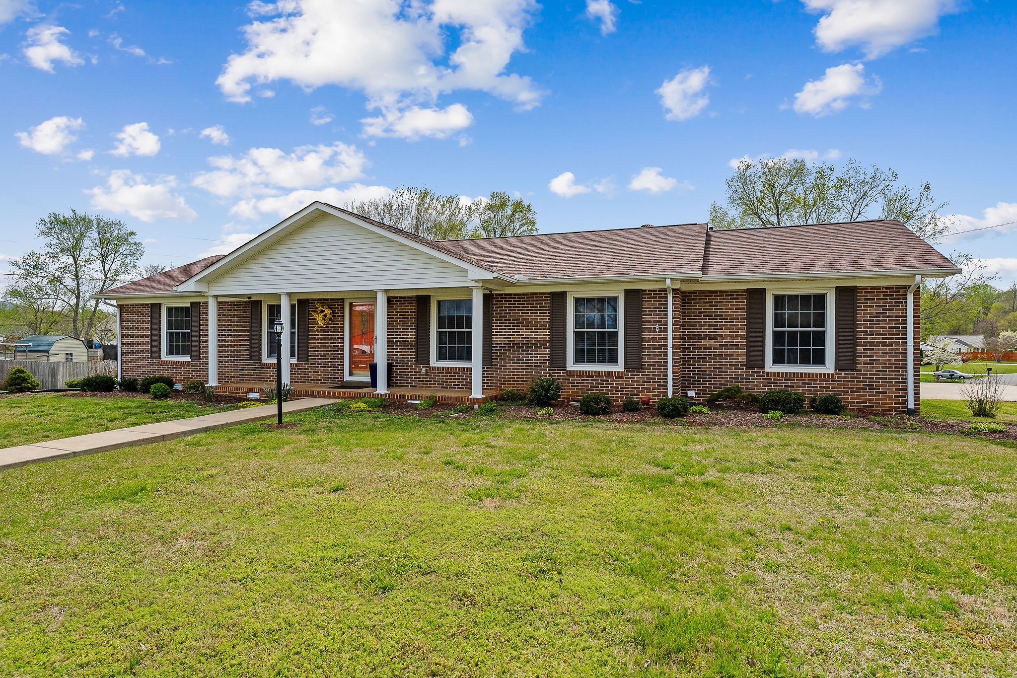 132 Crestview Dr Property Photo 6