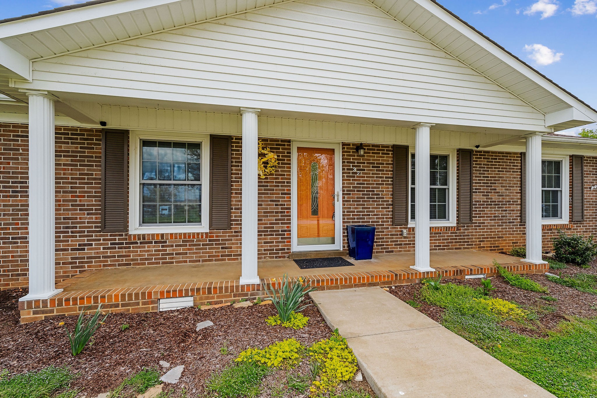 132 Crestview Dr Property Photo 8