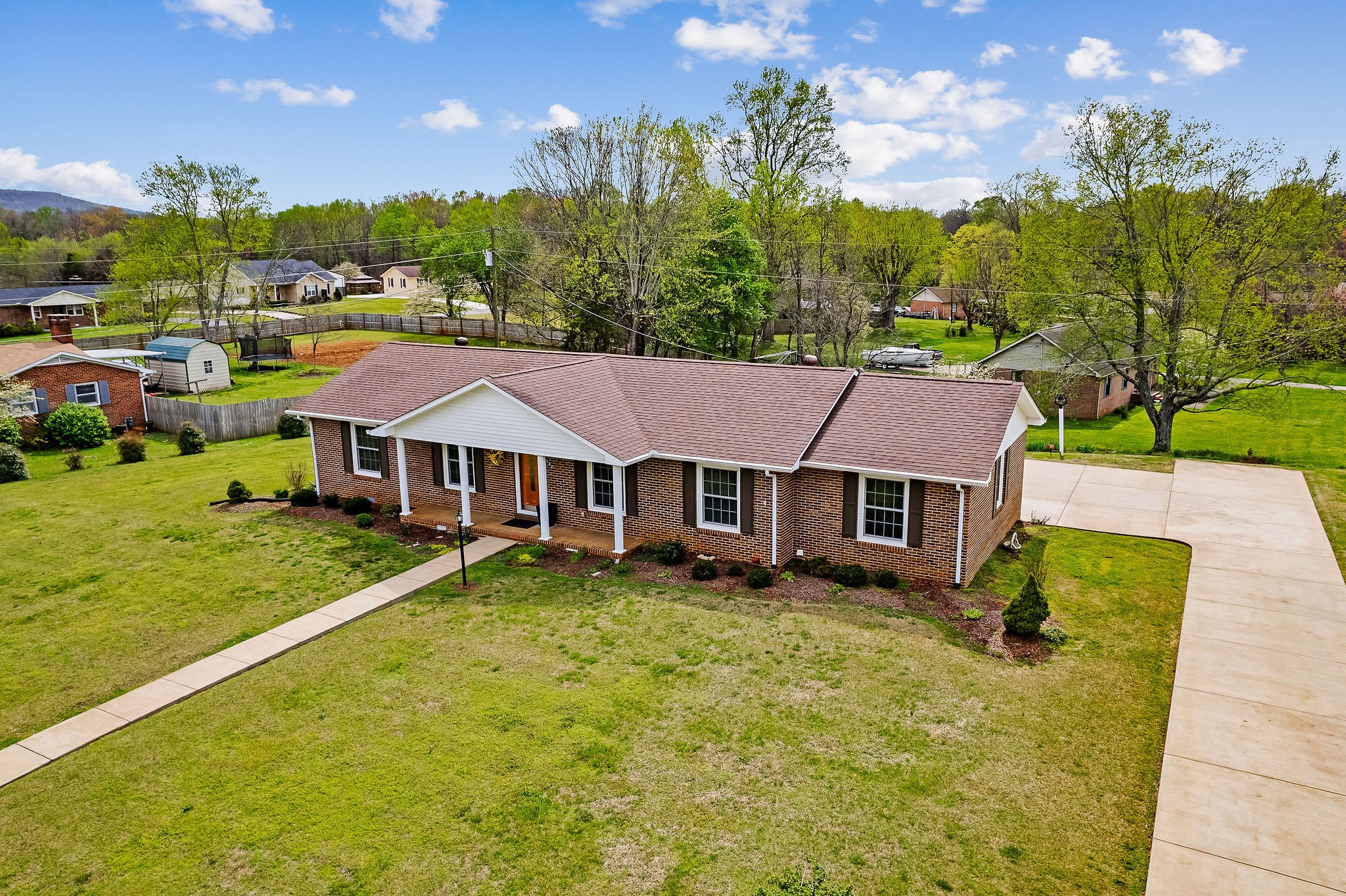 132 Crestview Dr Property Photo 15