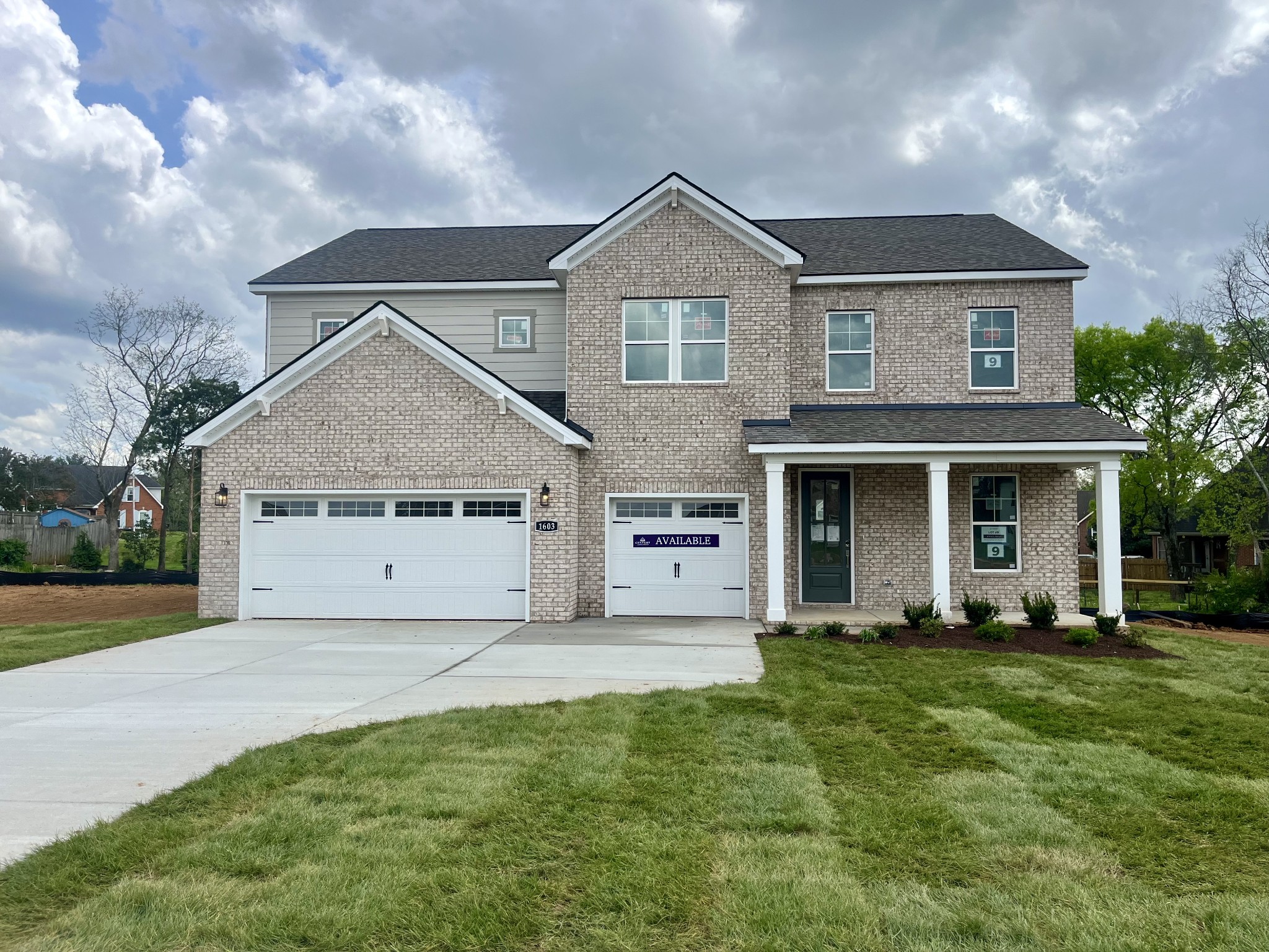 1603 Burlwood Court Property Photo 1