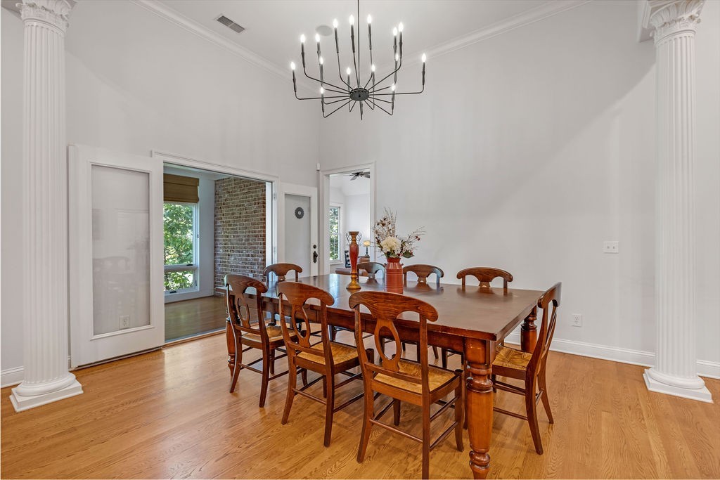 1411 Robert E Lee Ln Property Photo 6