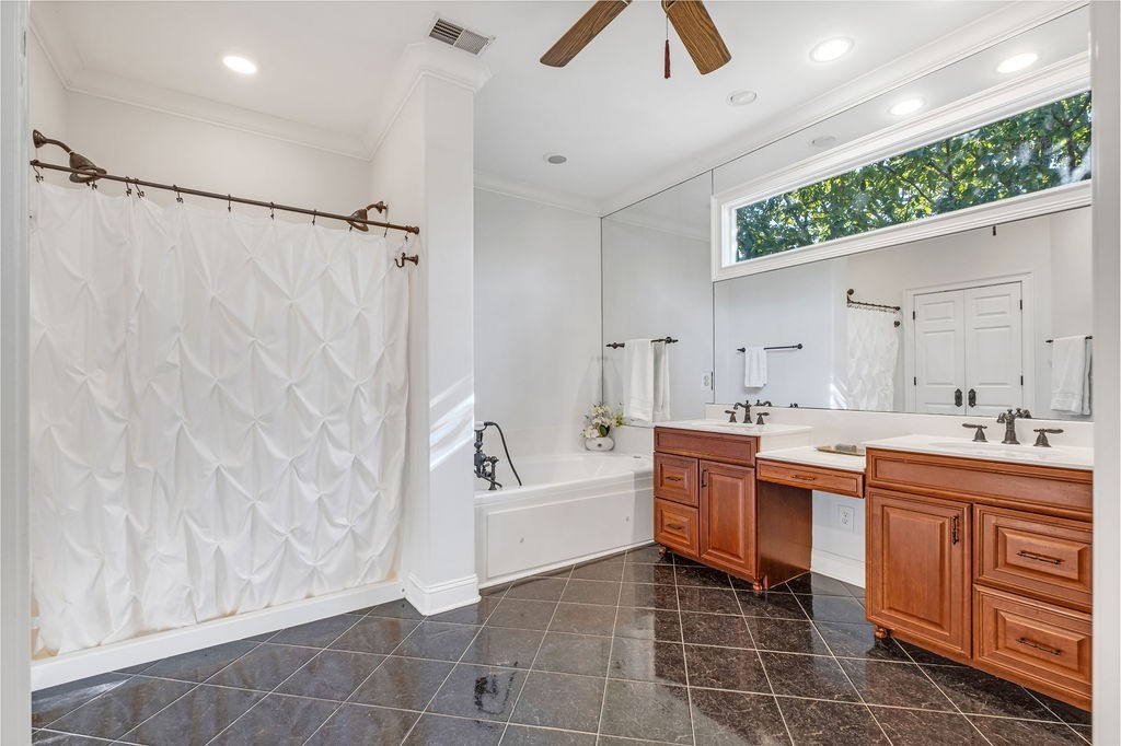 1411 Robert E Lee Ln Property Photo 24