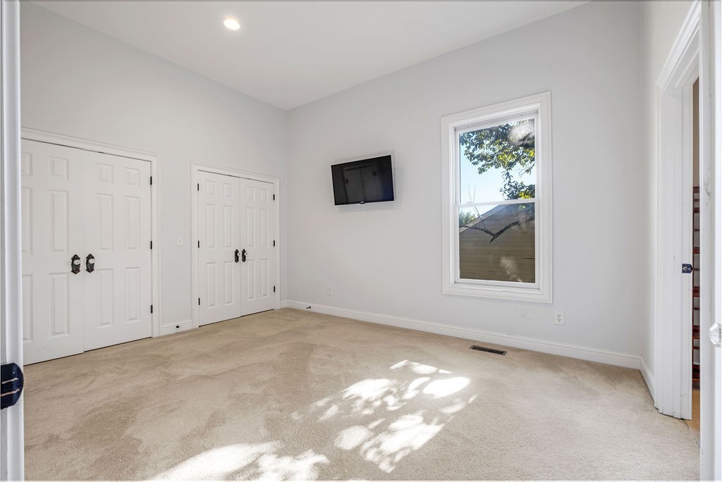 1411 Robert E Lee Ln Property Photo 36