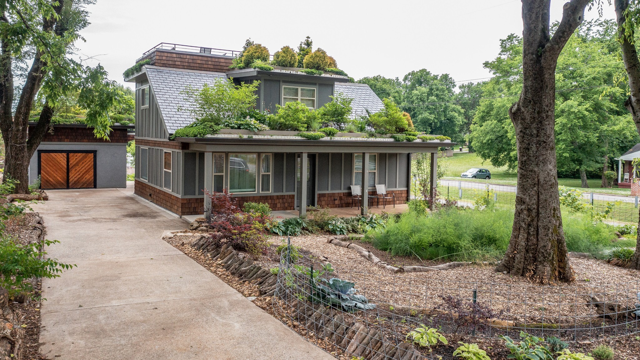 800 Blue Ridge Dr Property Photo 3