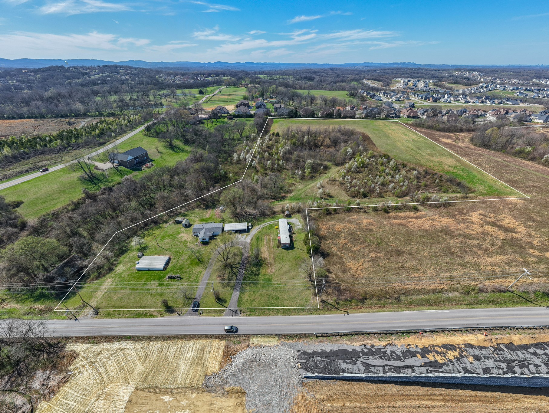 930 Waldron Rd Property Photo