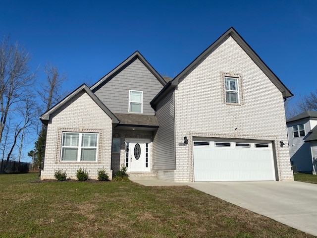 1152 Chagford Dr Property Photo 1