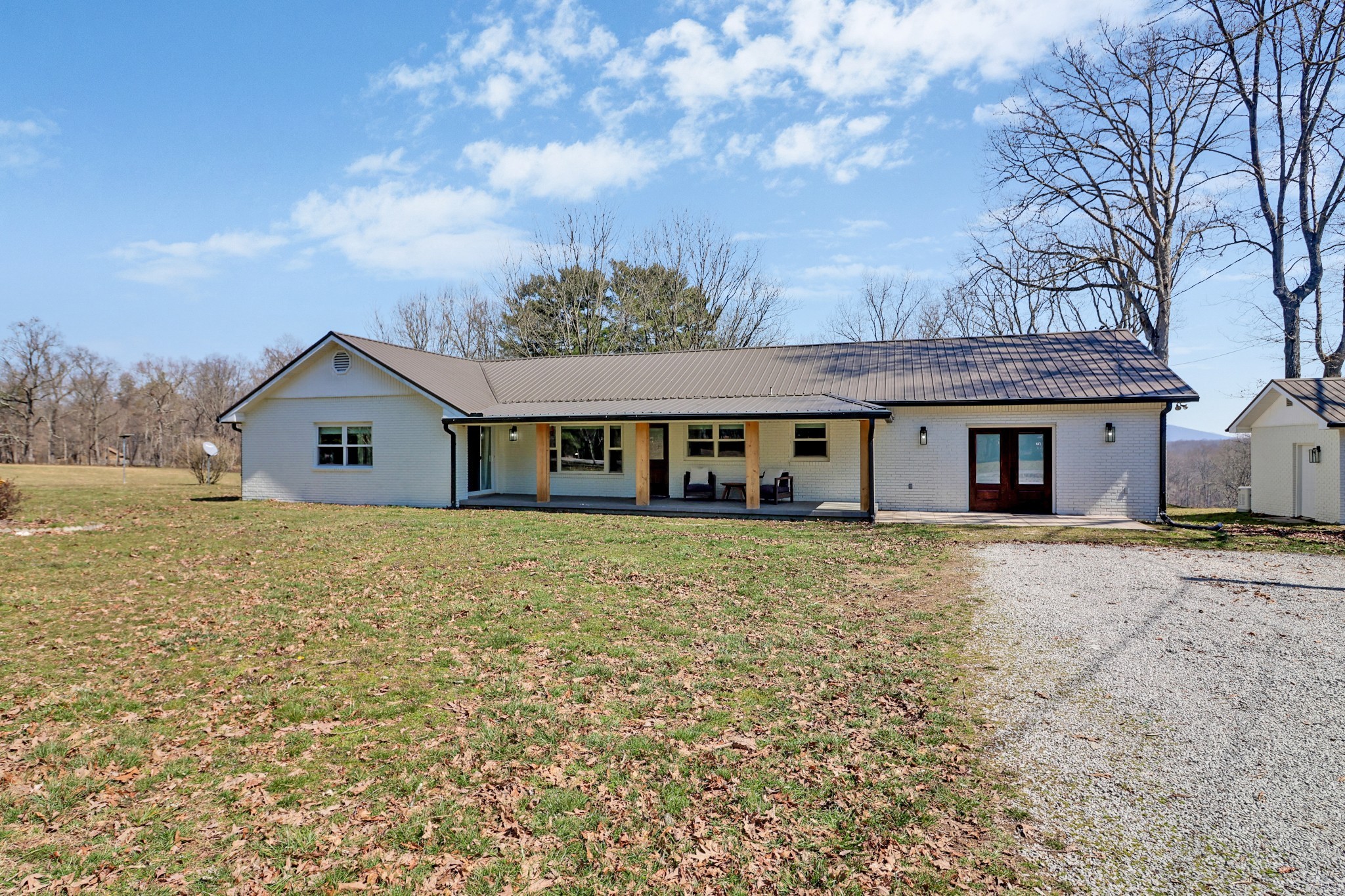 461a John Myers Rd Property Photo 1