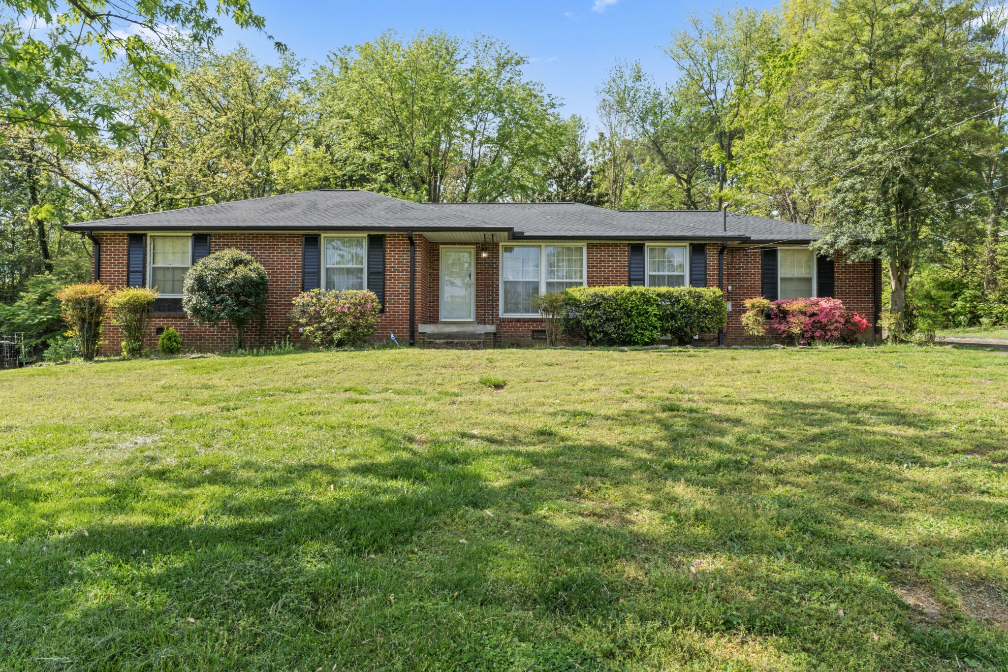 323 Blackman Rd Property Photo 1