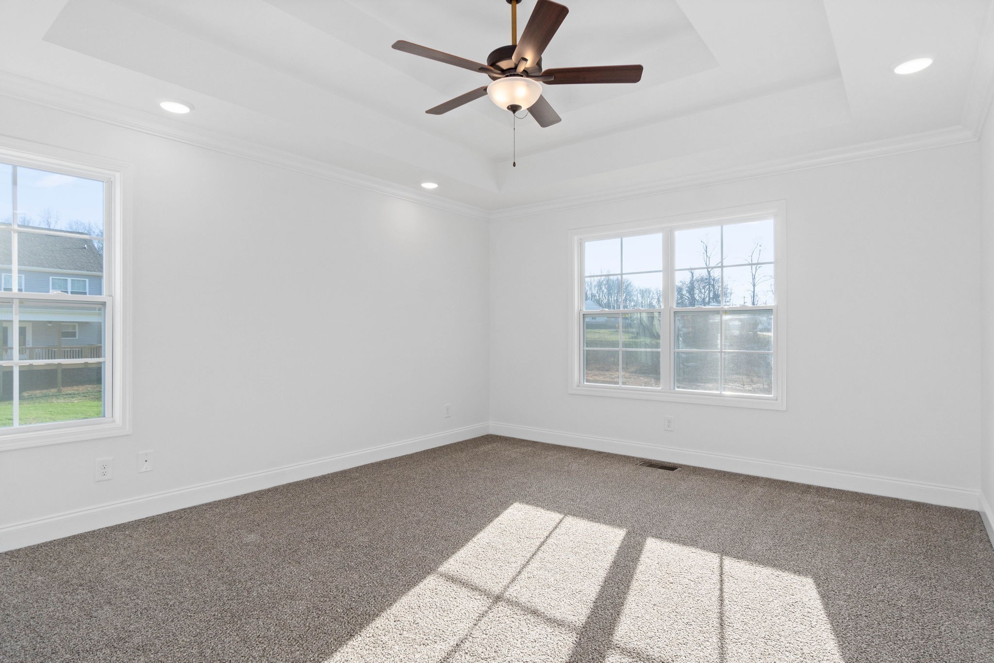 1249 Elizabeth Lane Property Photo 11