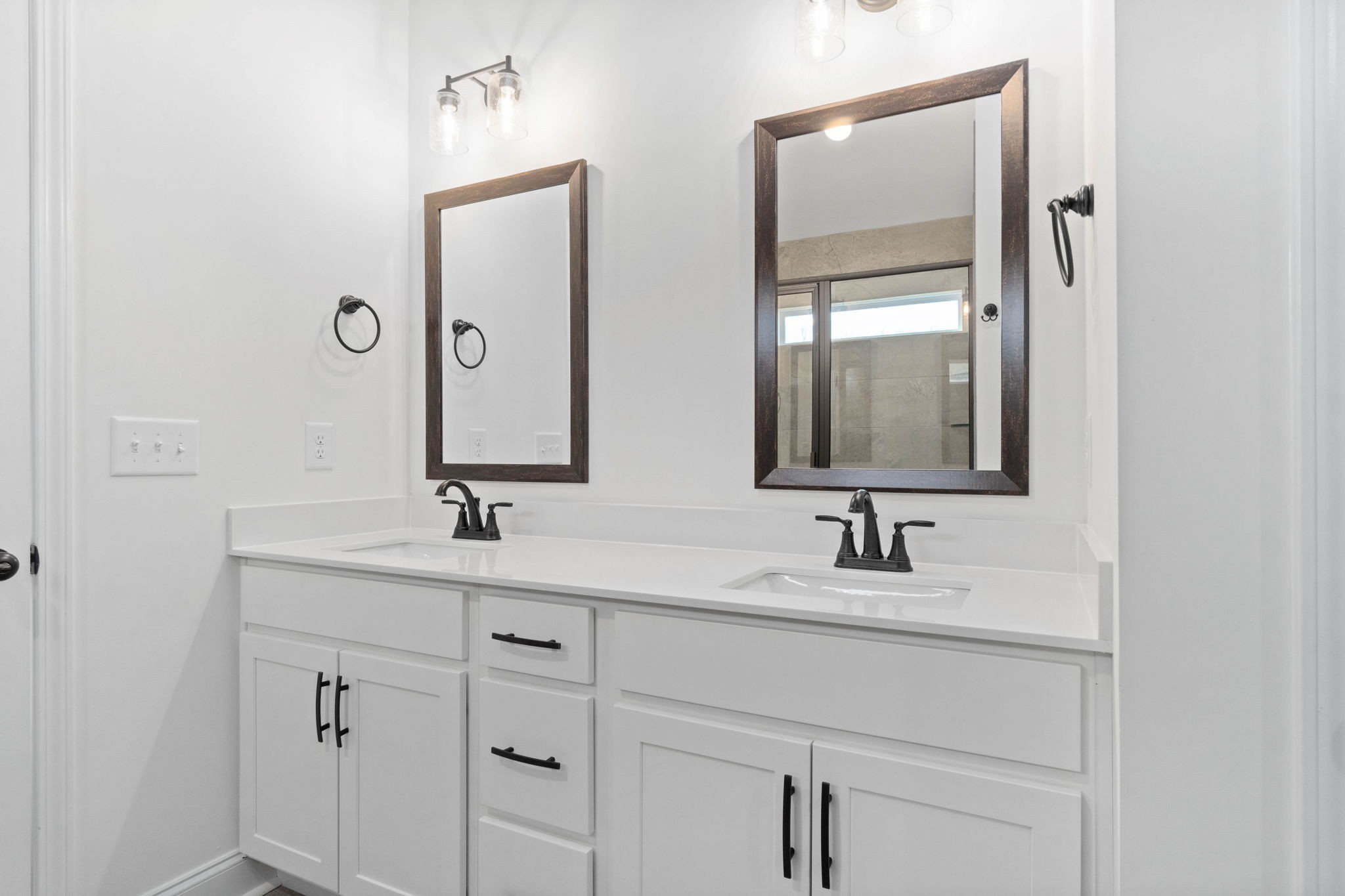 1249 Elizabeth Lane Property Photo 13